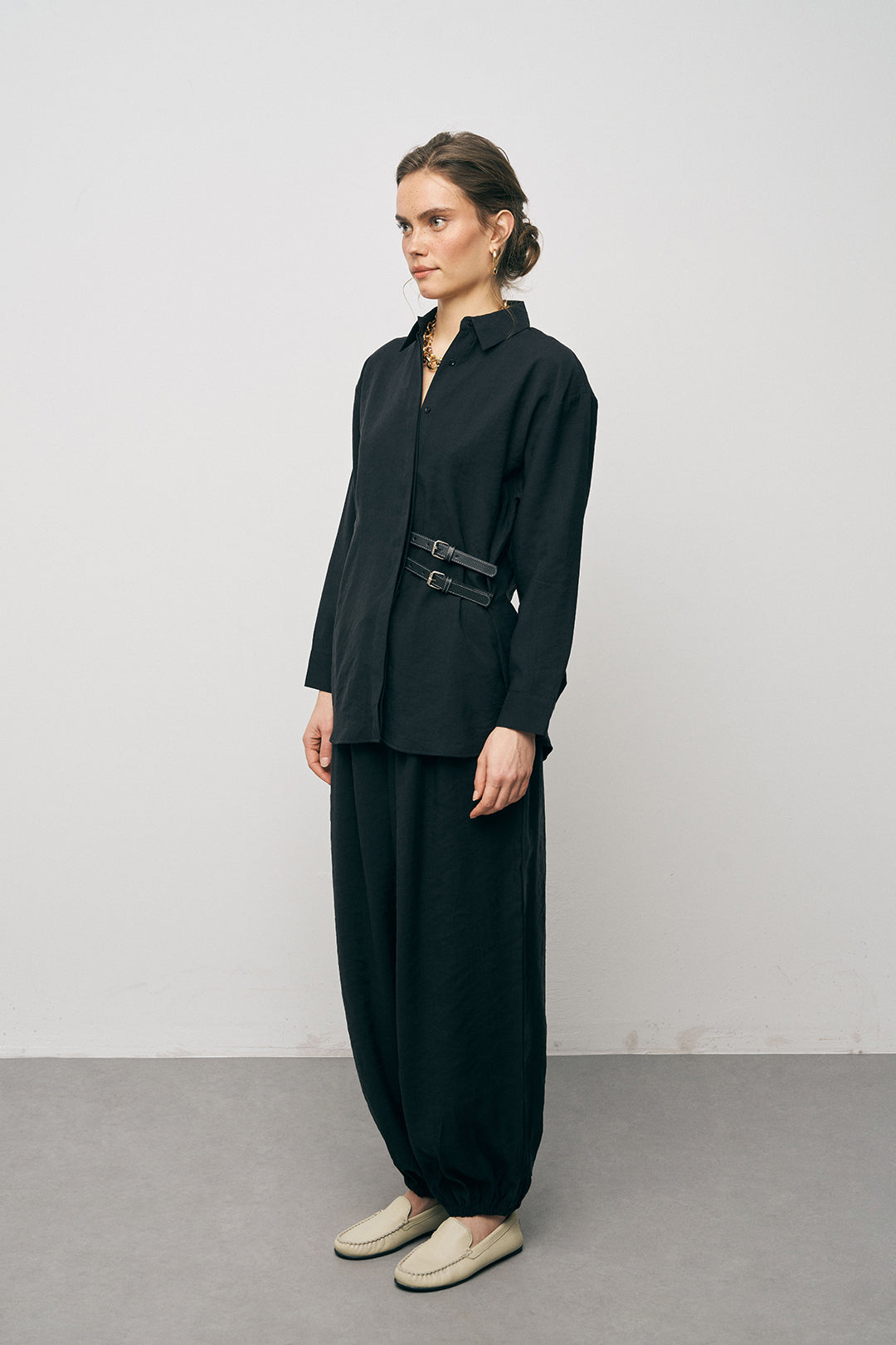 Orfeonegro Çift Kemer Aksesuarlı Siyah Uzun Kollu Gömlek