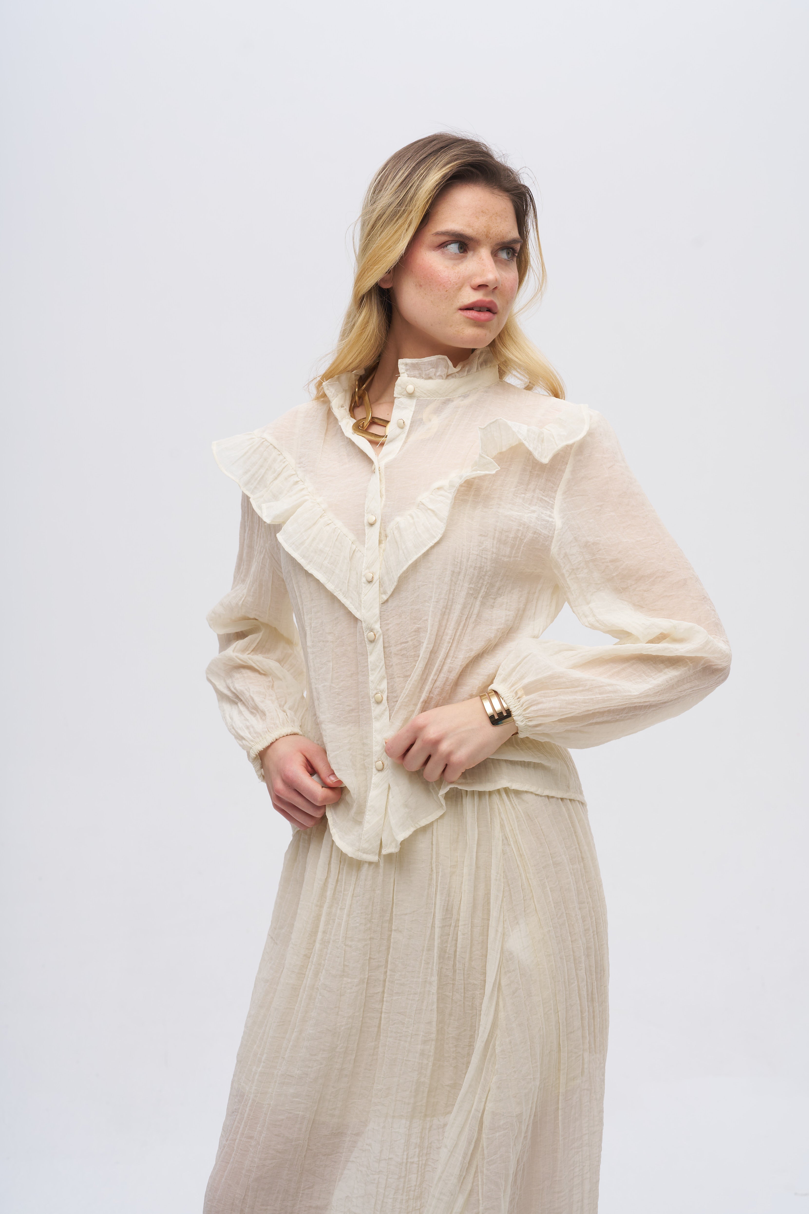 Sarı Fırfır Detaylı Dik Yaka Bluz