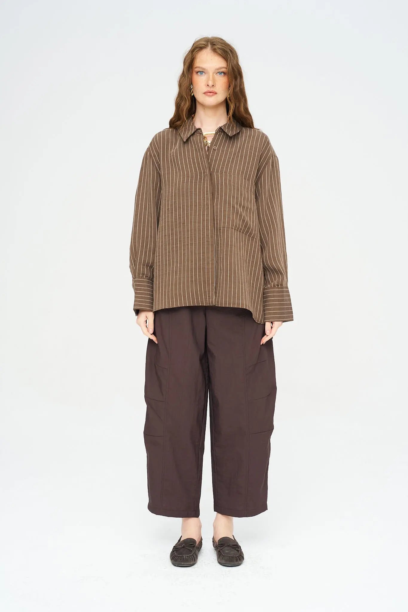 Tek Cepli Tencel Karışımlı Oversize Gömlek Kahve ORFEONEGRO