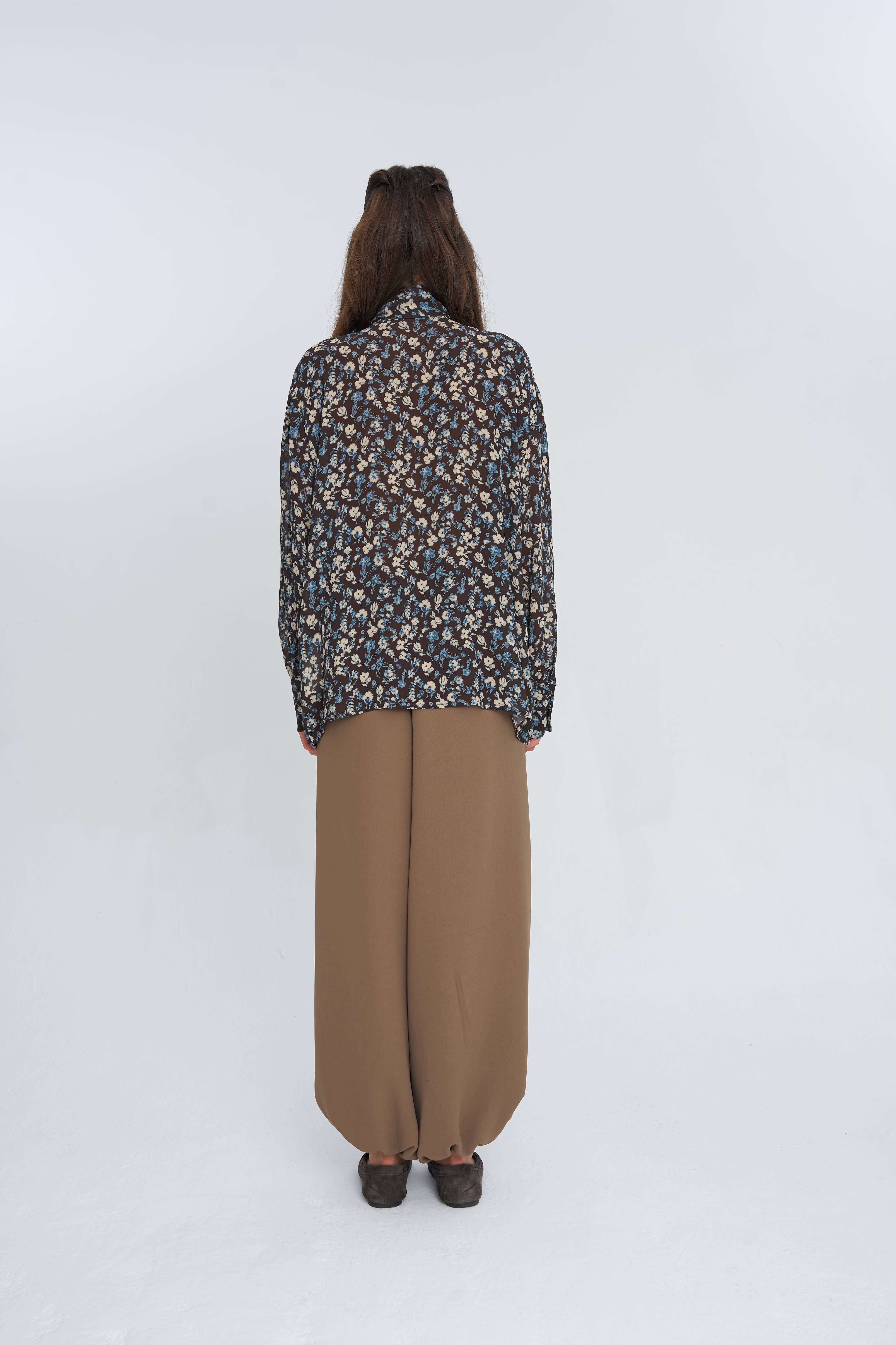 Toptan Çiçek Desenli Bağcıklı Yaka Kadın Gömlek