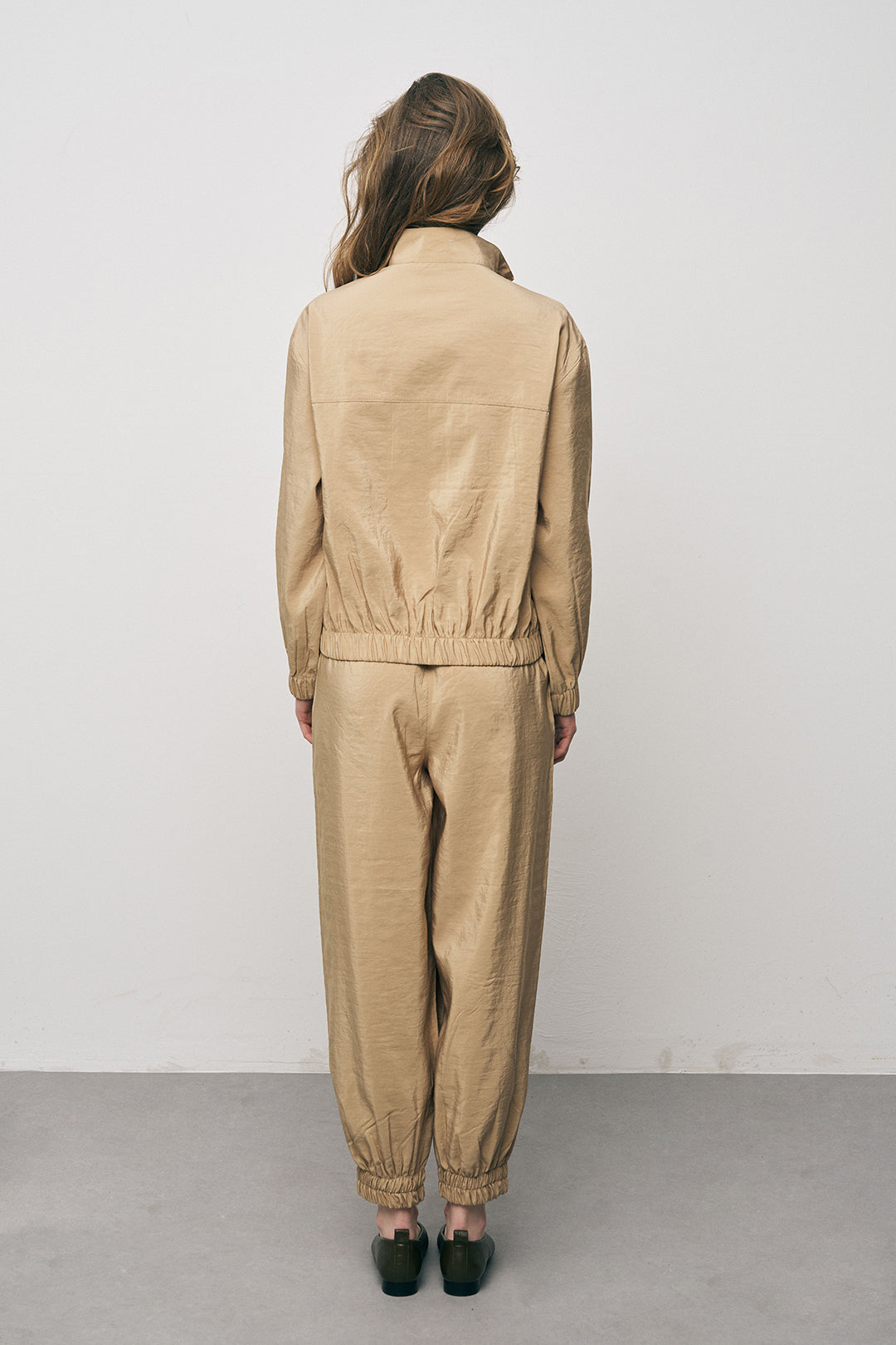 Orfeonegro Beli ve Bileği Lastikli Fermuarlı Bej Ceket