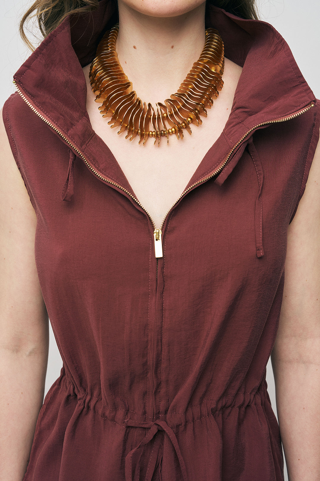 Dik Yakalı Rahat Kesim Bordo Yelek