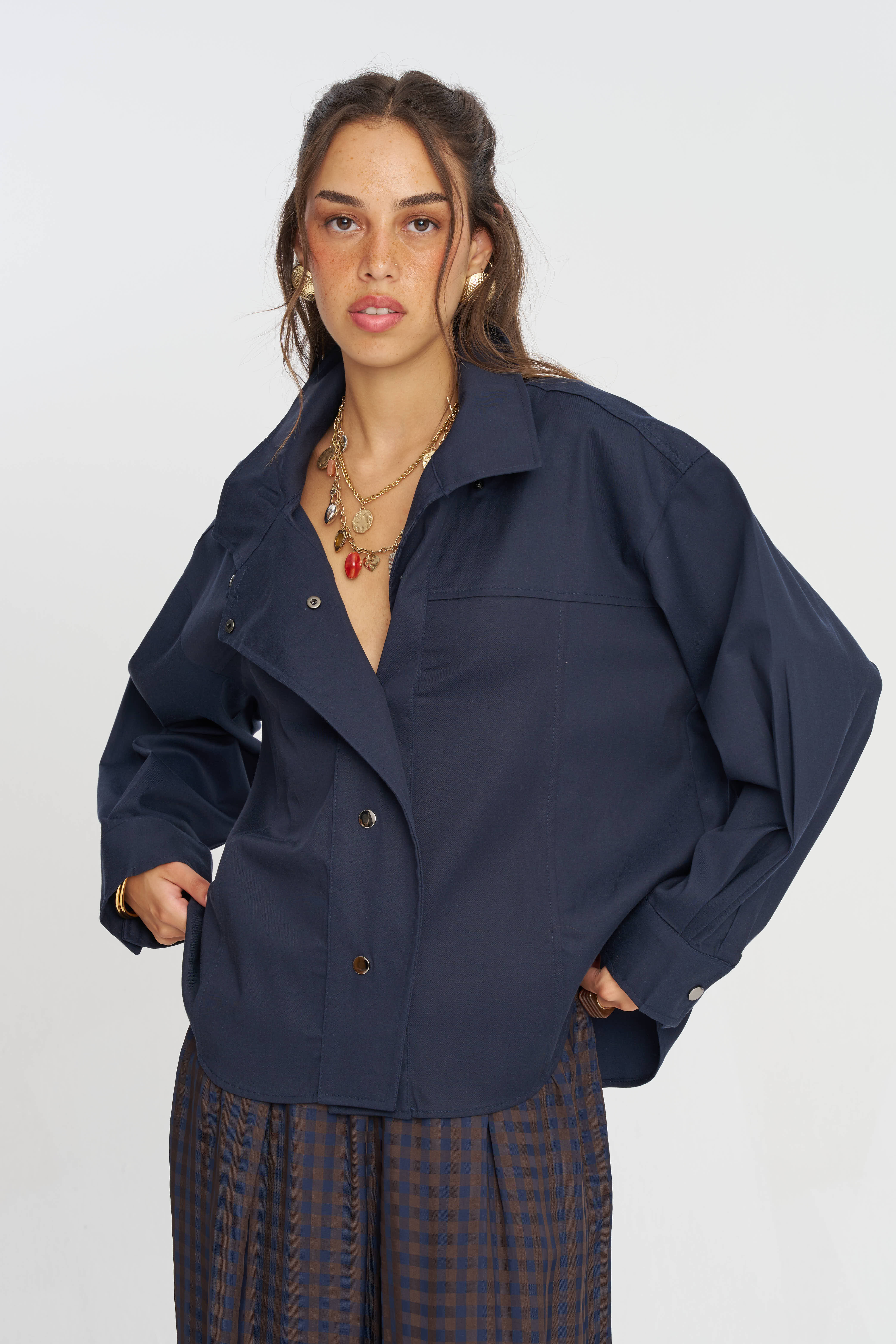 Toptan Düğme Detaylı Tencel Karışımlı Kadın Ceket Laci