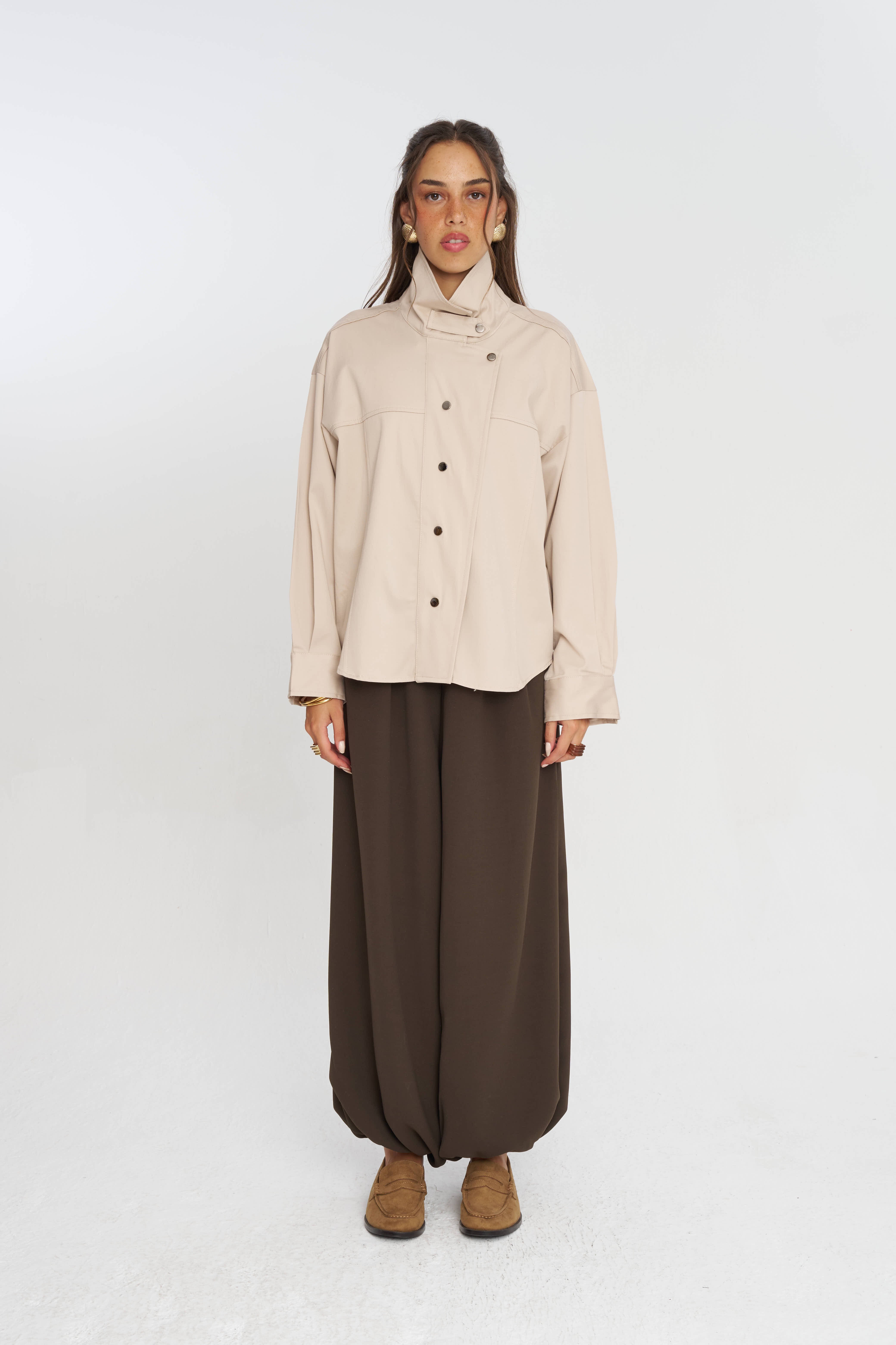 Toptan Düğme Detaylı Tencel Karışımlı Kadın Ceket Taş