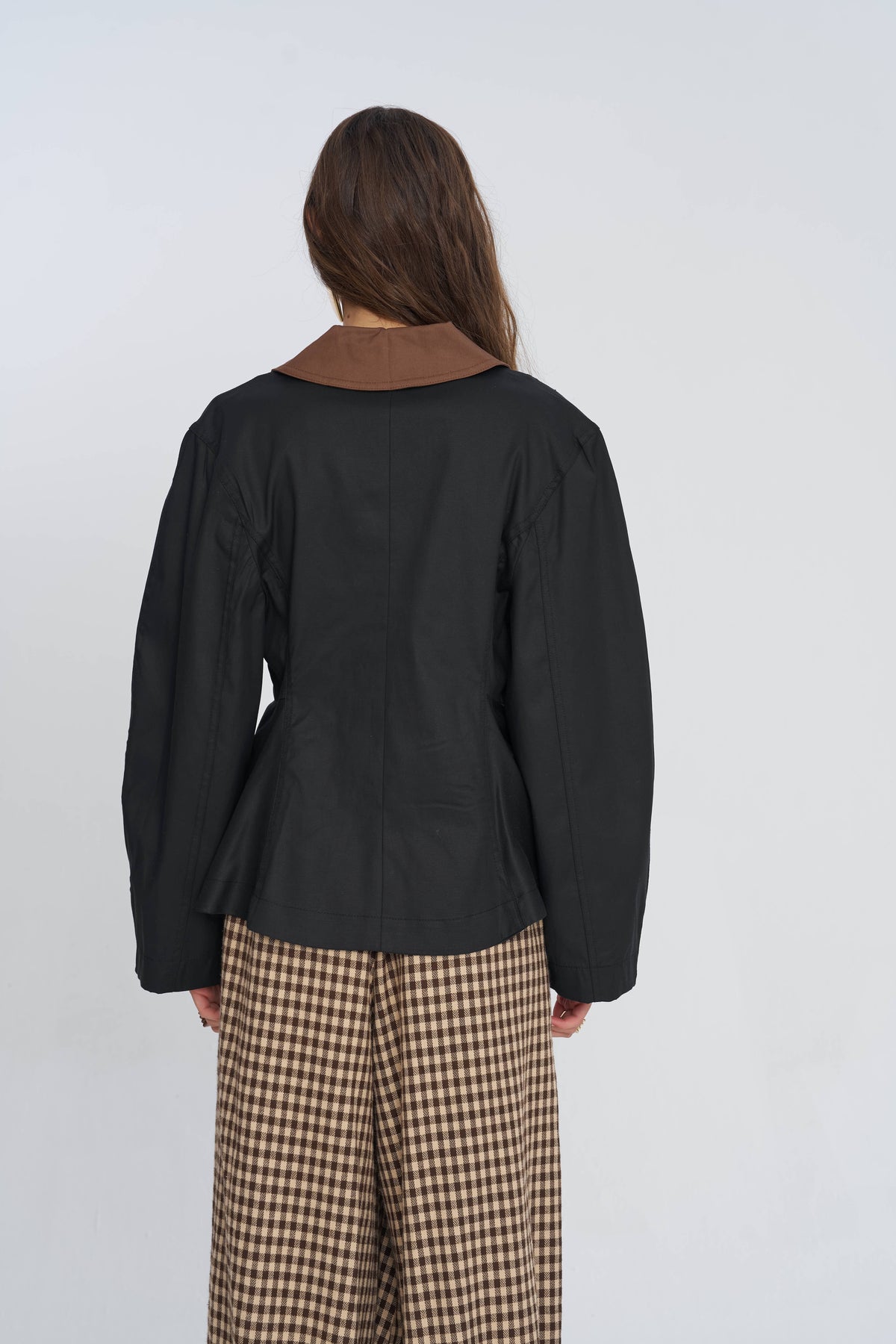 Toptan Kontrast Yakalı Tencel Karışımlı Kadın Ceket Siyah