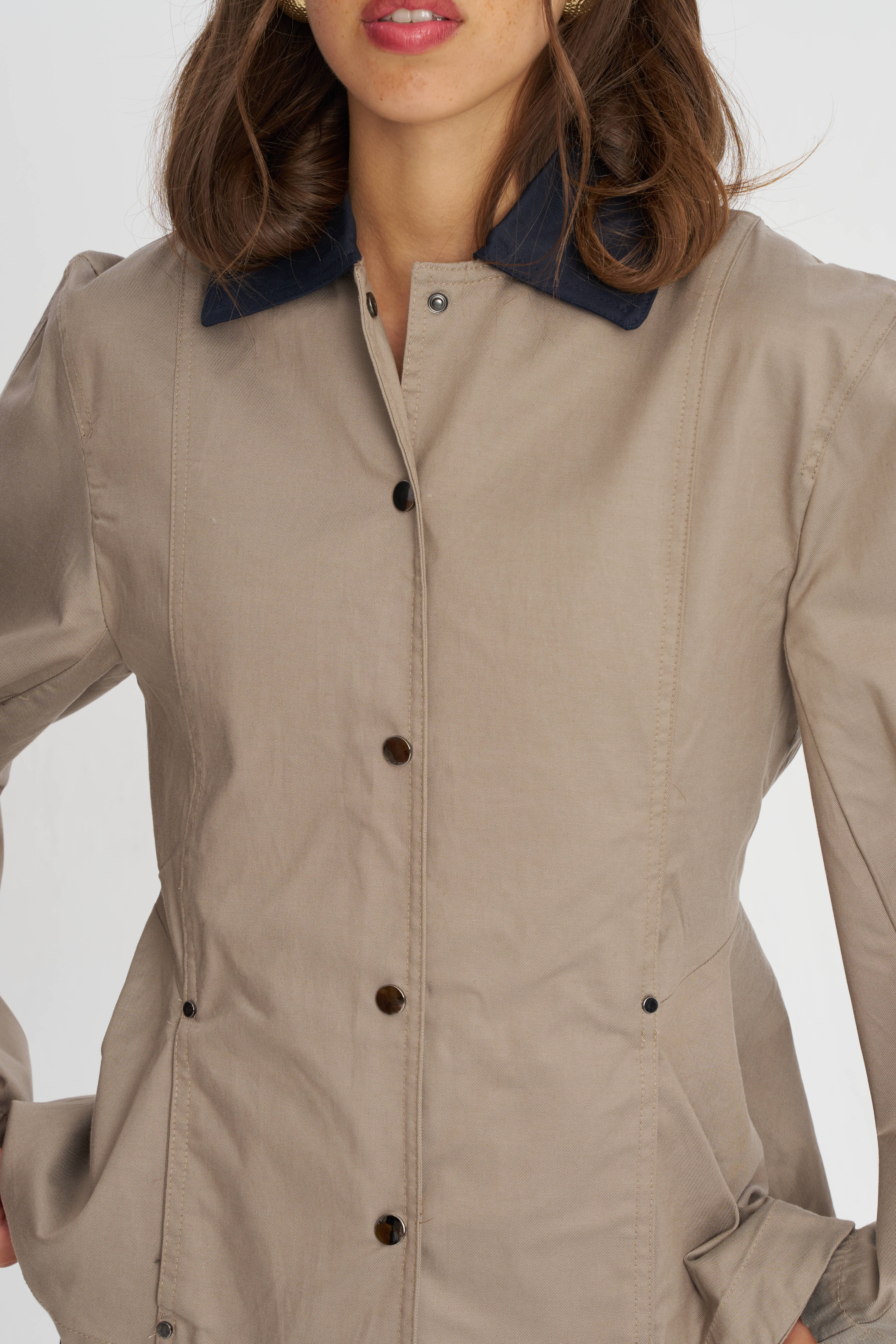Toptan Kontrast Yakalı Tencel Karışımlı Kadın Ceket Vizon