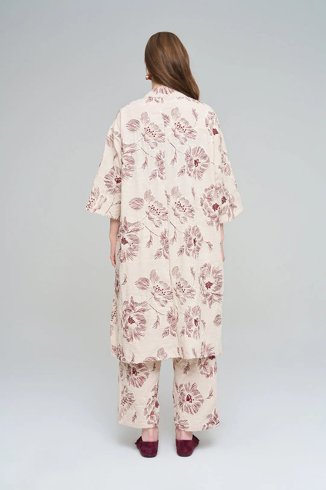Çiçek Nakışlı ve Payet Detaylı Oversize Kimono Bordo ORFEONEGRO