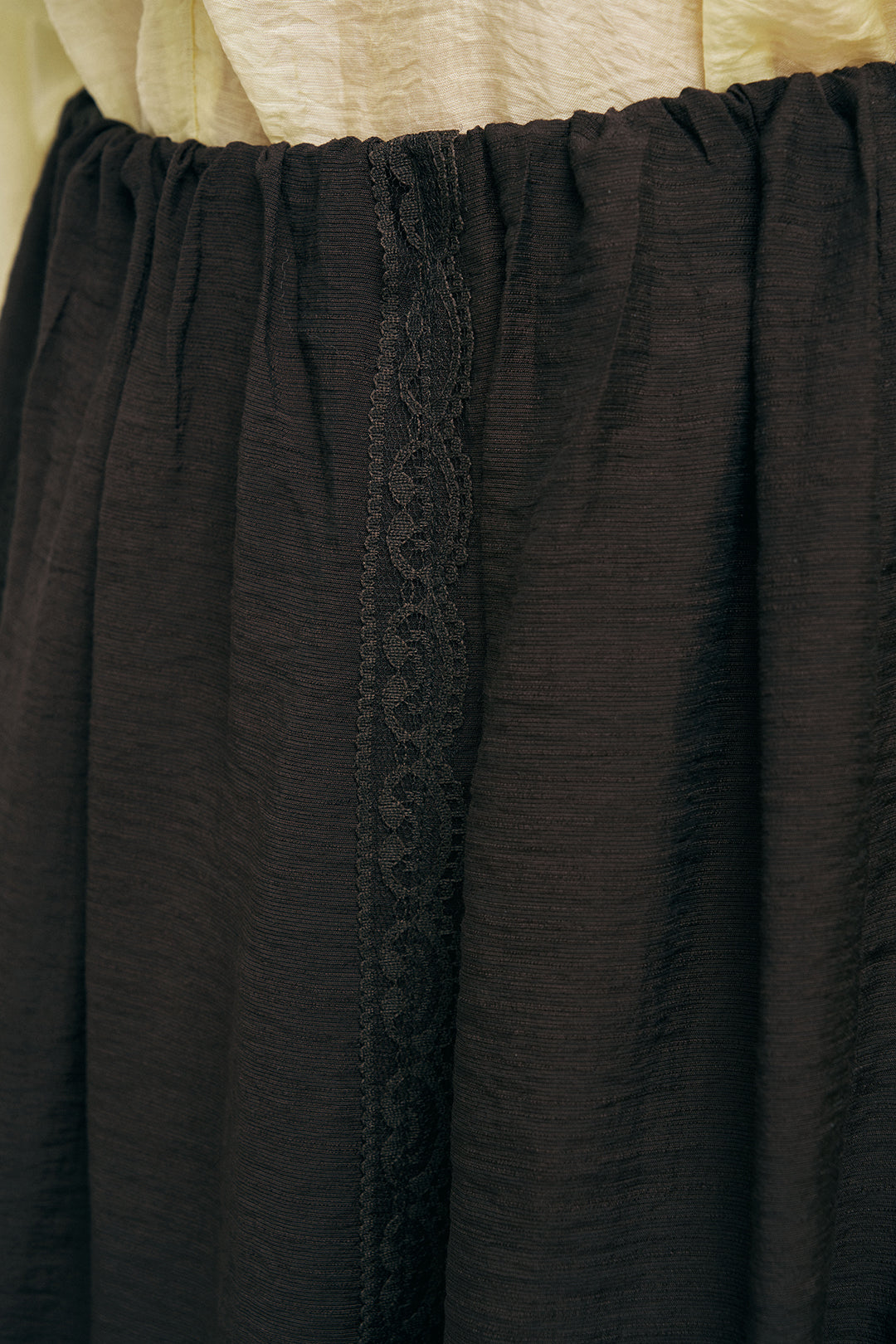 Orfeonegro Kahverengi Nakışlı ve Dantel Şerit Detaylı Maxi Boy Etek