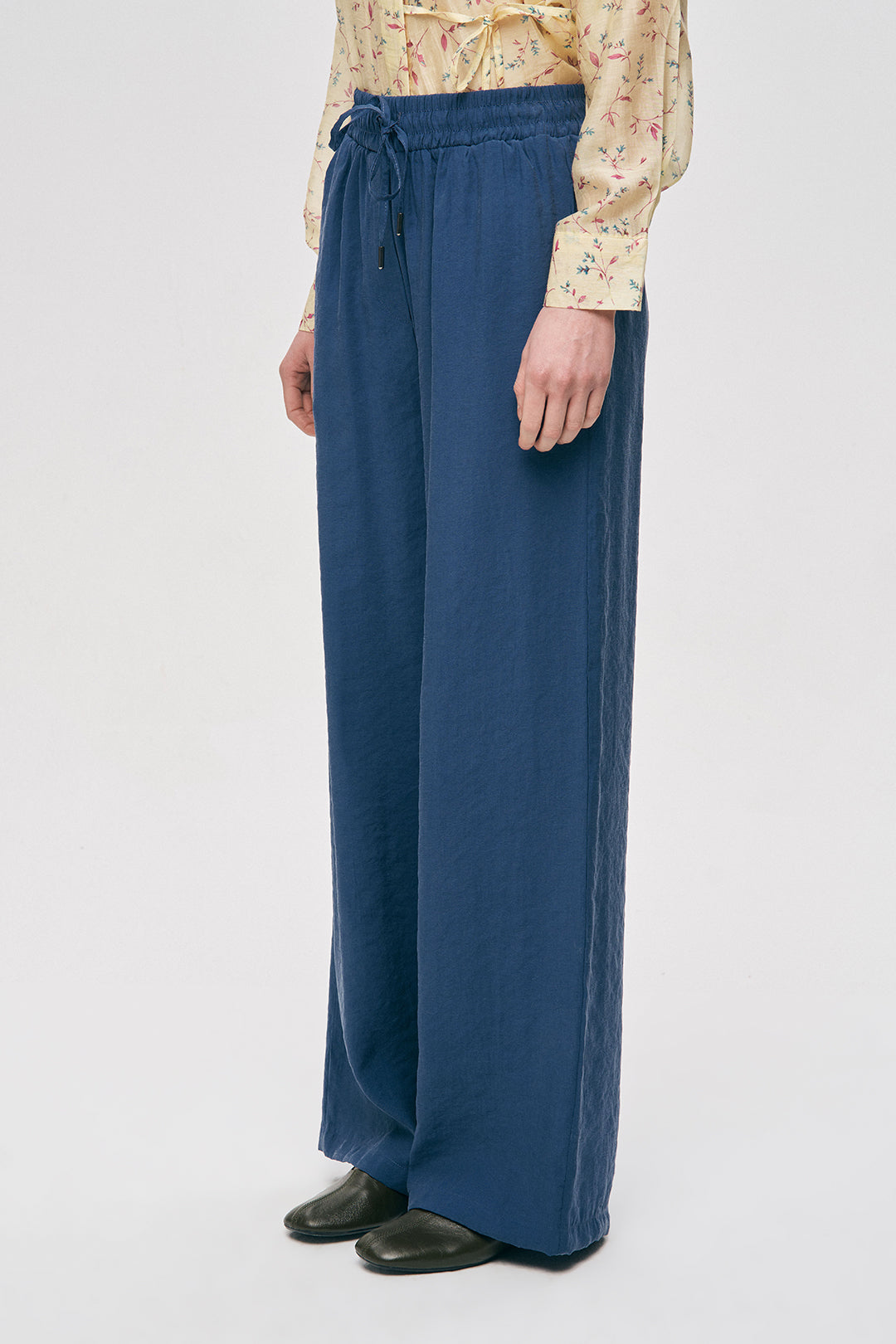 Büzgülü Bel Yazlık Kadın Pantolon İndigo