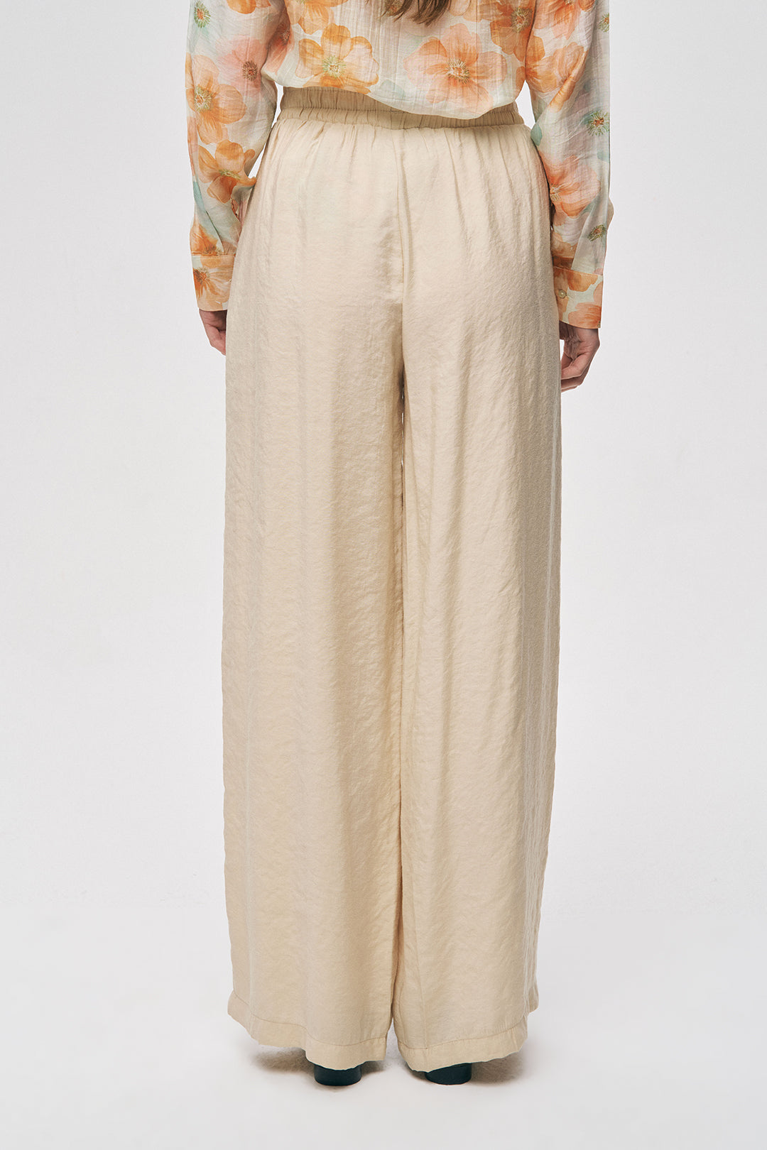 Bol Paça Rahat Kalıp Kumaş Pantolon A.Bej