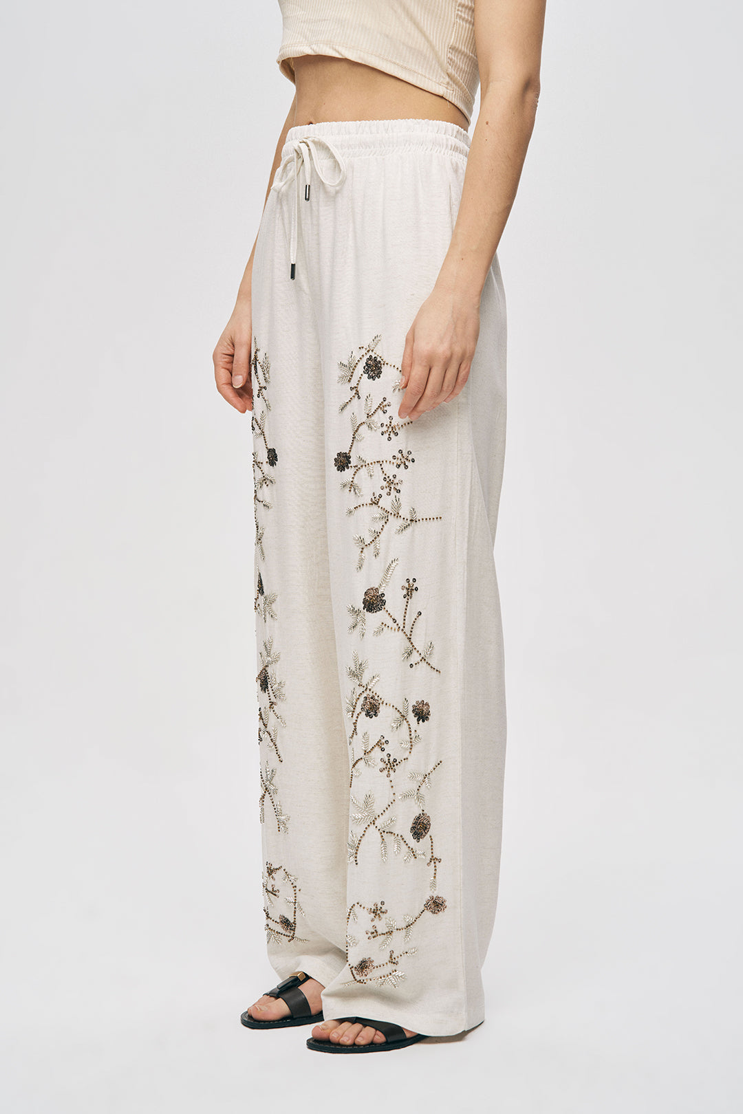 Orfeonegro Çiçek Nakışlı Rahat Kesim Natur Pantolon