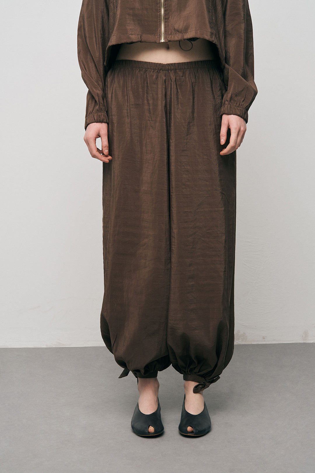 Orfeonegro Bağlama Detaylı Lastikli Paça Kahverengi Pantolon