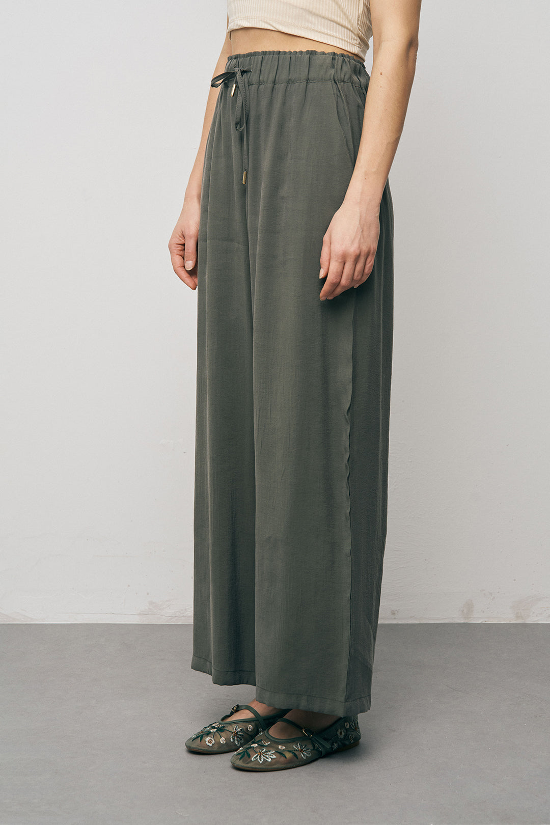 Orfeonegro Haki Beli Bağcıklı Lastikli Bol Paça Pantolon