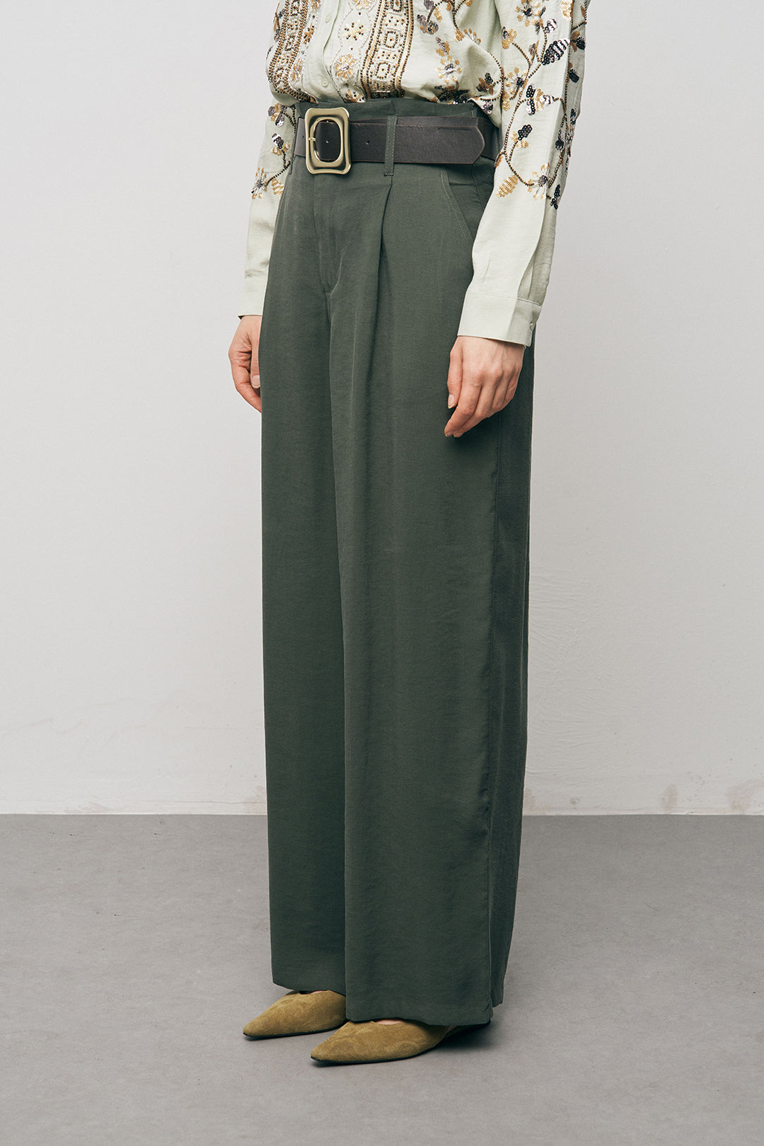 Yüksek Bel Bol Paça Pilili Haki Keten Pantolon