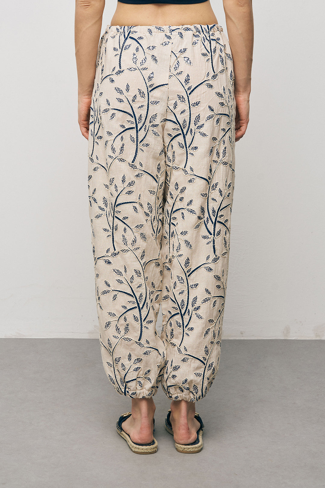 Orfeonegro Yaprak Nakışlı Beli Bağcıklı Laci Bohem Pantolon