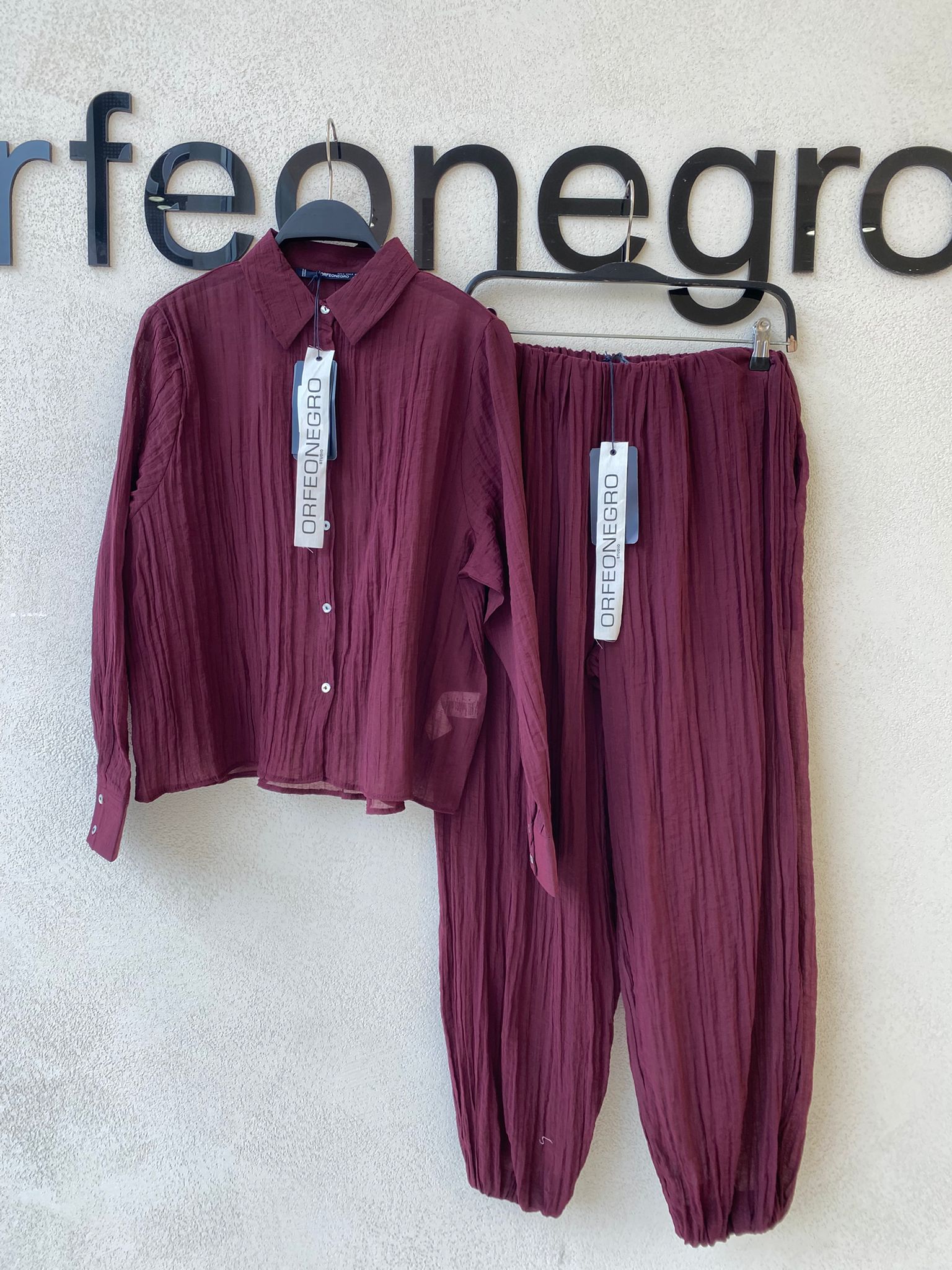 Bürümcük Dokulu Bordo Gömlek ve Astarlı Pantolon Takımı