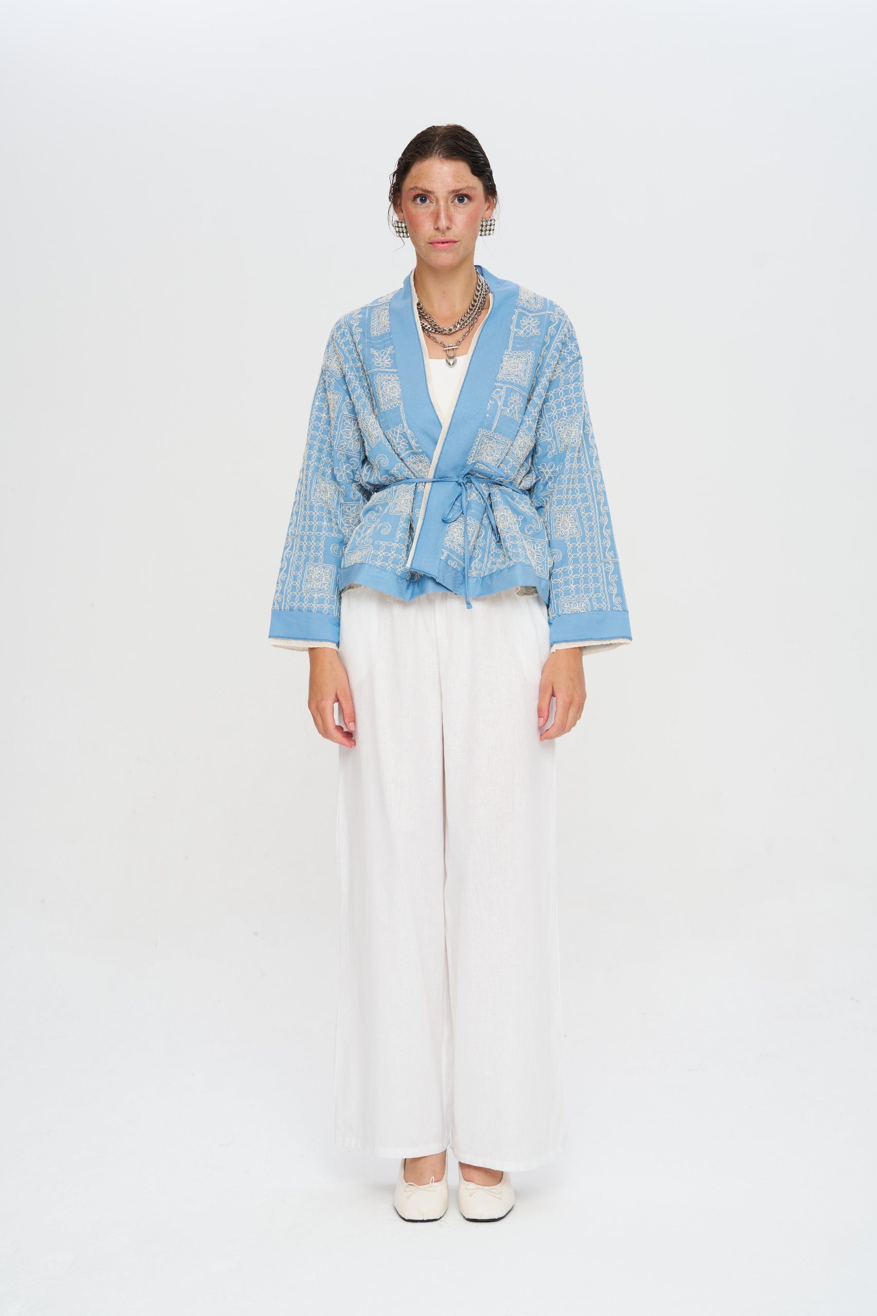 Etnik Nakışlı ve Kuşaklı Premium Kısa Kimono