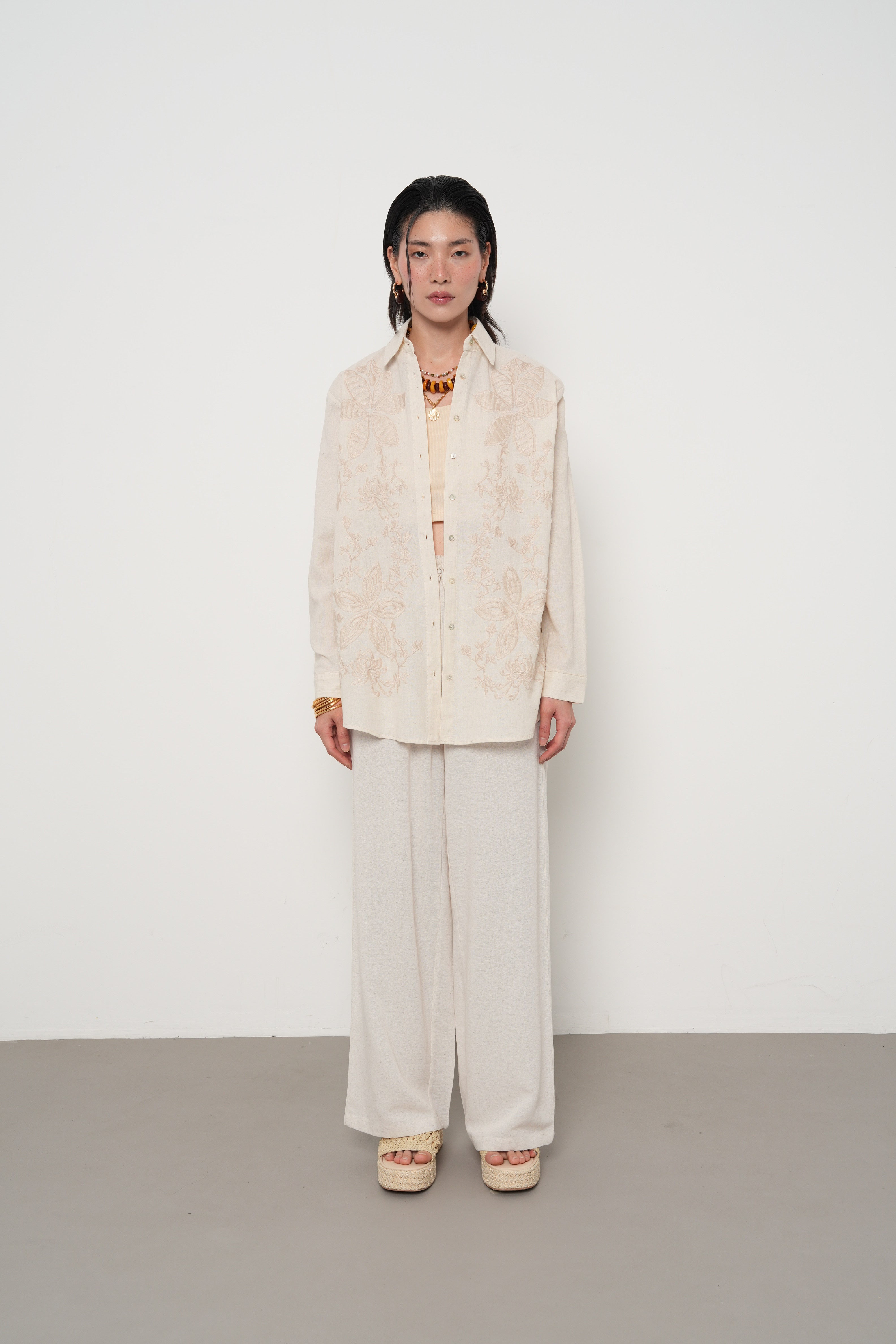 Orfeonegro Çiçek Desen Nakışlı Oversize Keten Gömlek