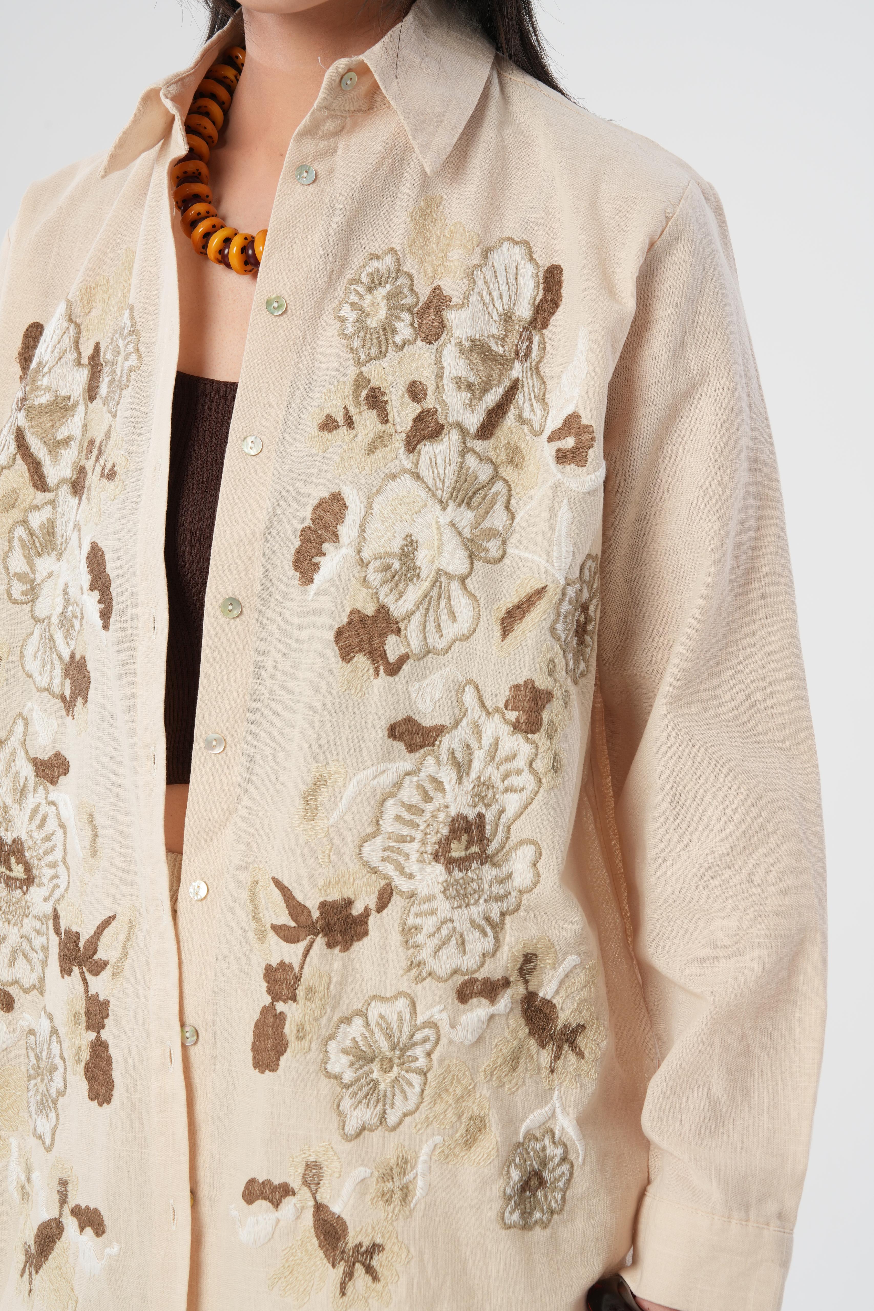 Kadın Çiçek Nakışlı Oversize Gömlek – %100 Pamuk