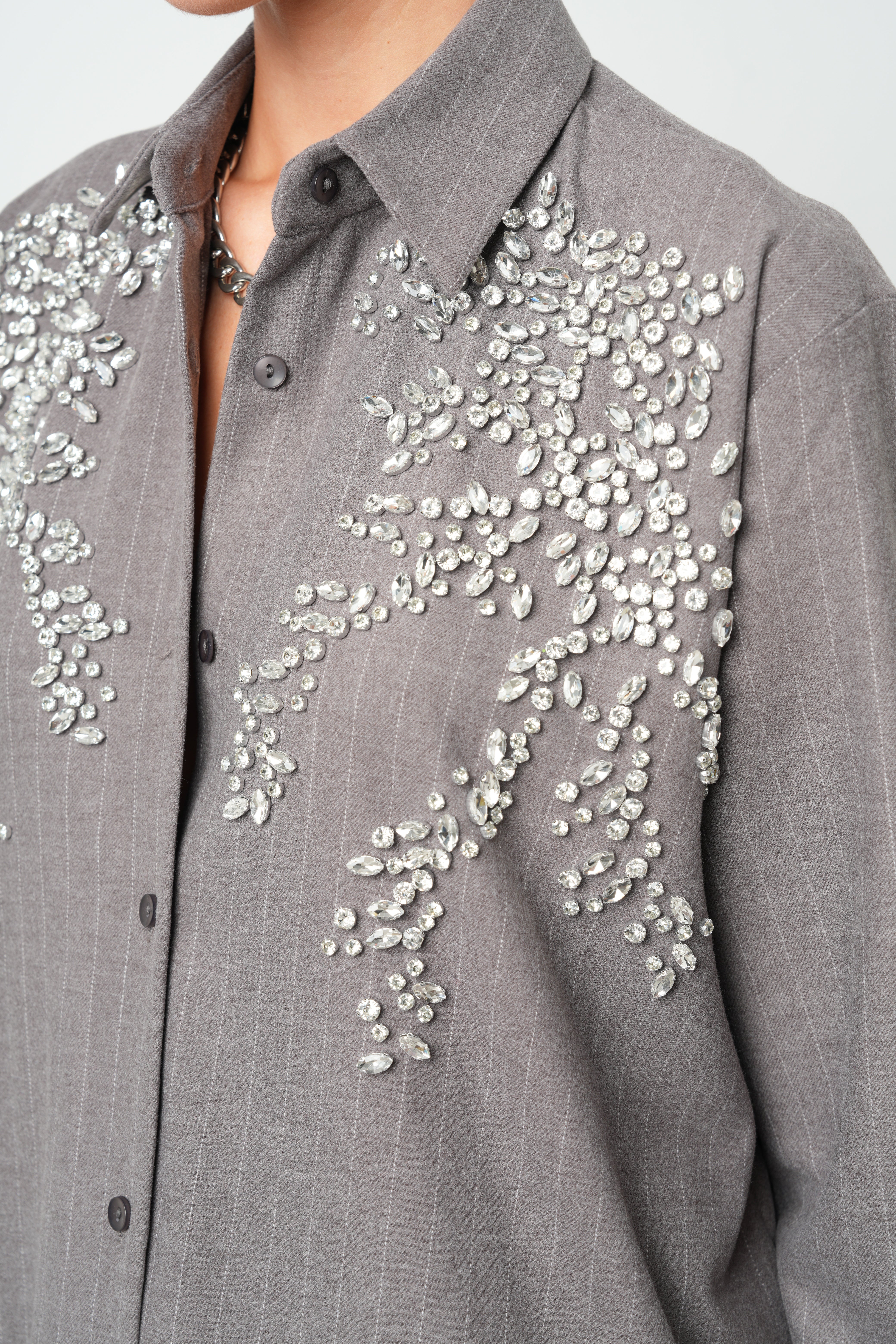 Kışlık Taş İşlemeli Oversize Tesettür Kadın Gömlek – 34625 Kahve