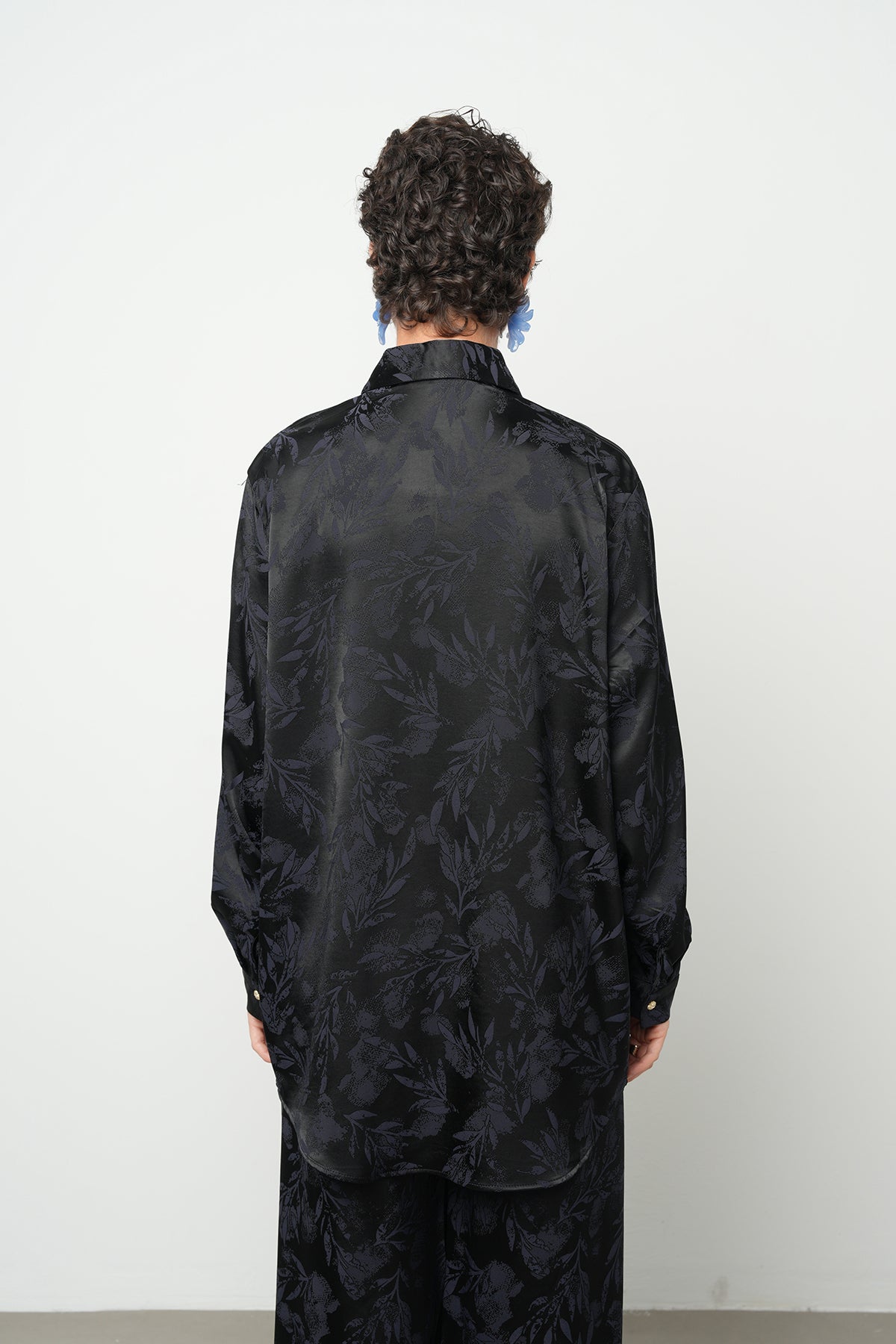 Orfeonegro Siyah Çiçek Desenli Saten Gömlek