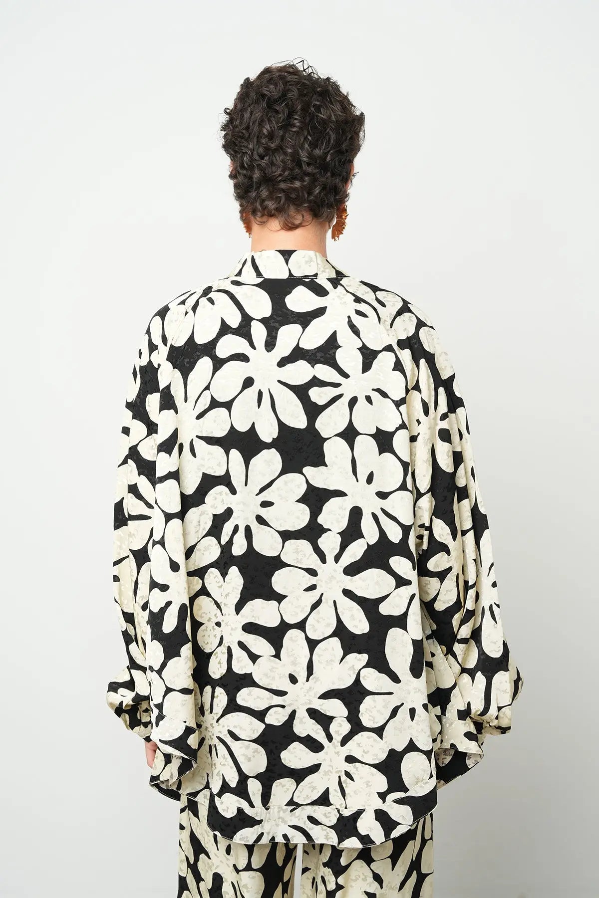 Toptan Çiçekli Oversize Kimono ORFEONEGRO