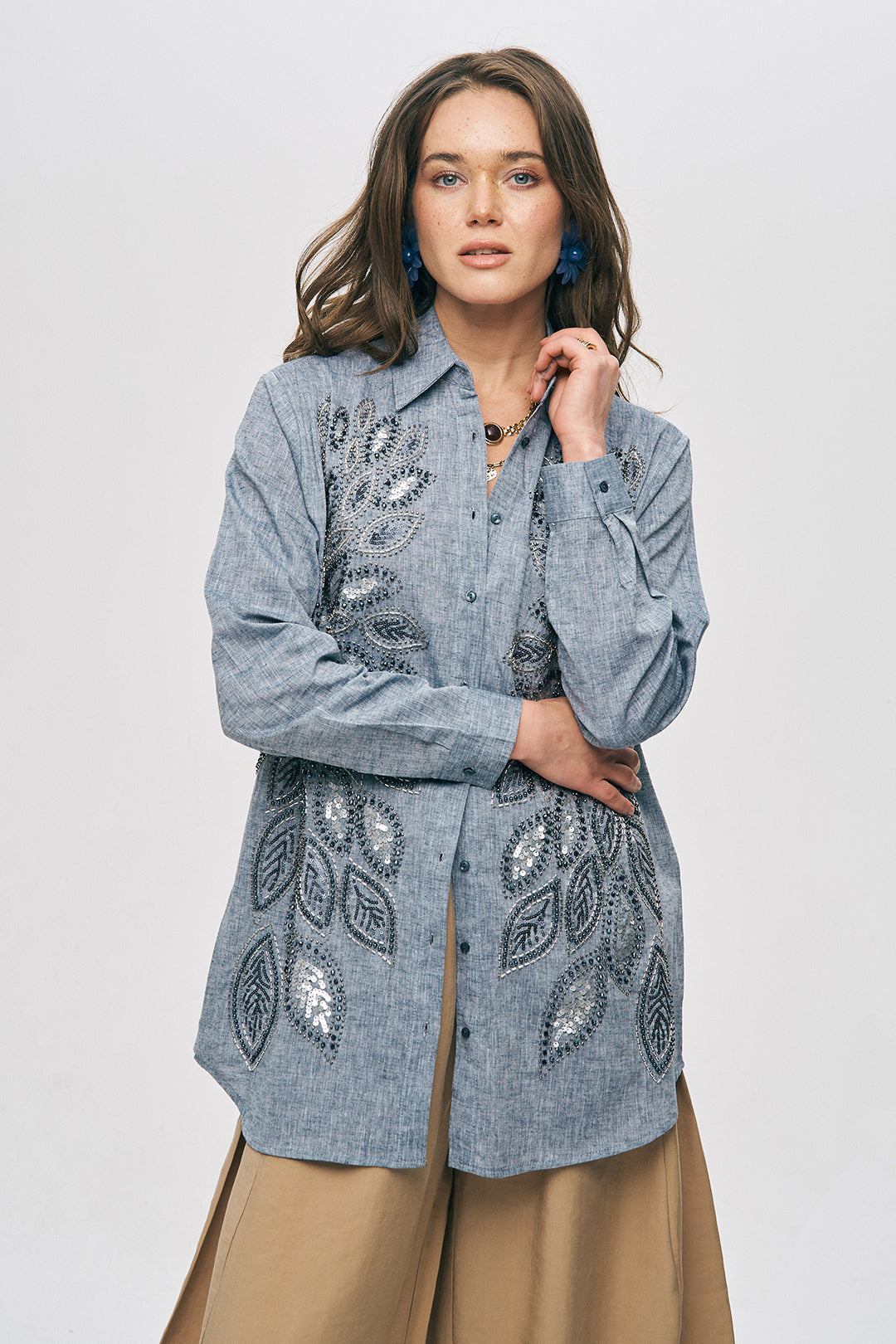 Antrasit Pul ve Boncuk İşlemeli Gömlek