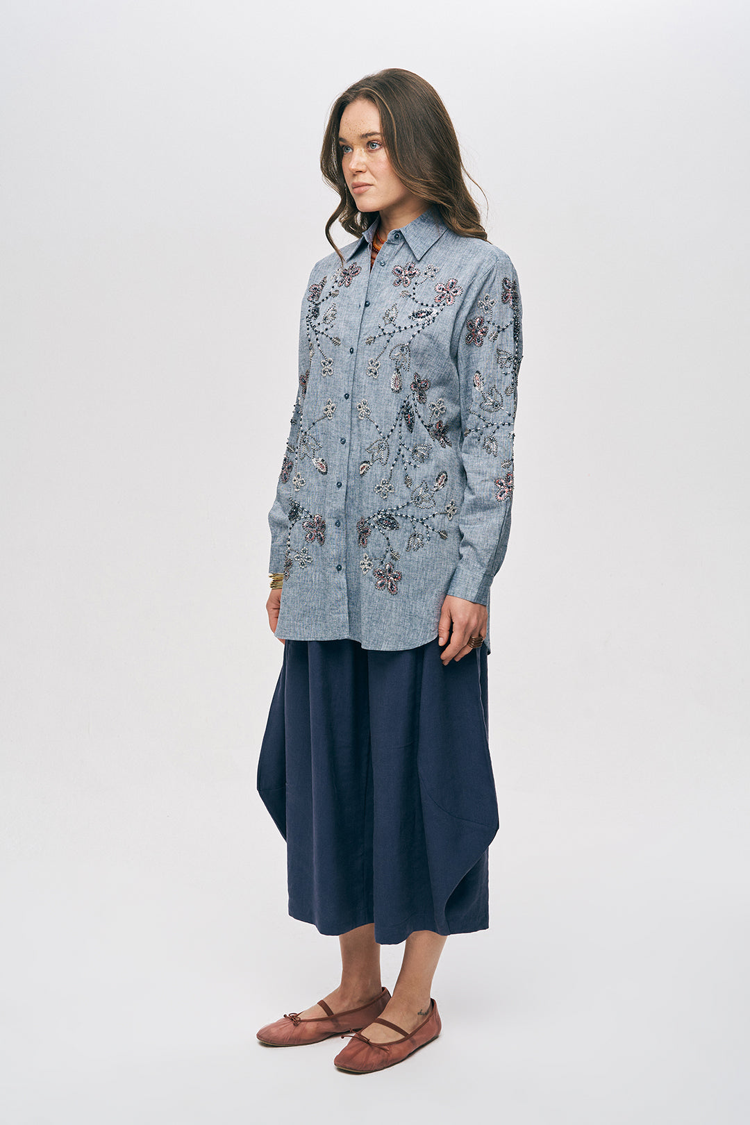 Nakışlı ve İşlemeli Keten Karışımlı Oversize Gömlek Antrasit