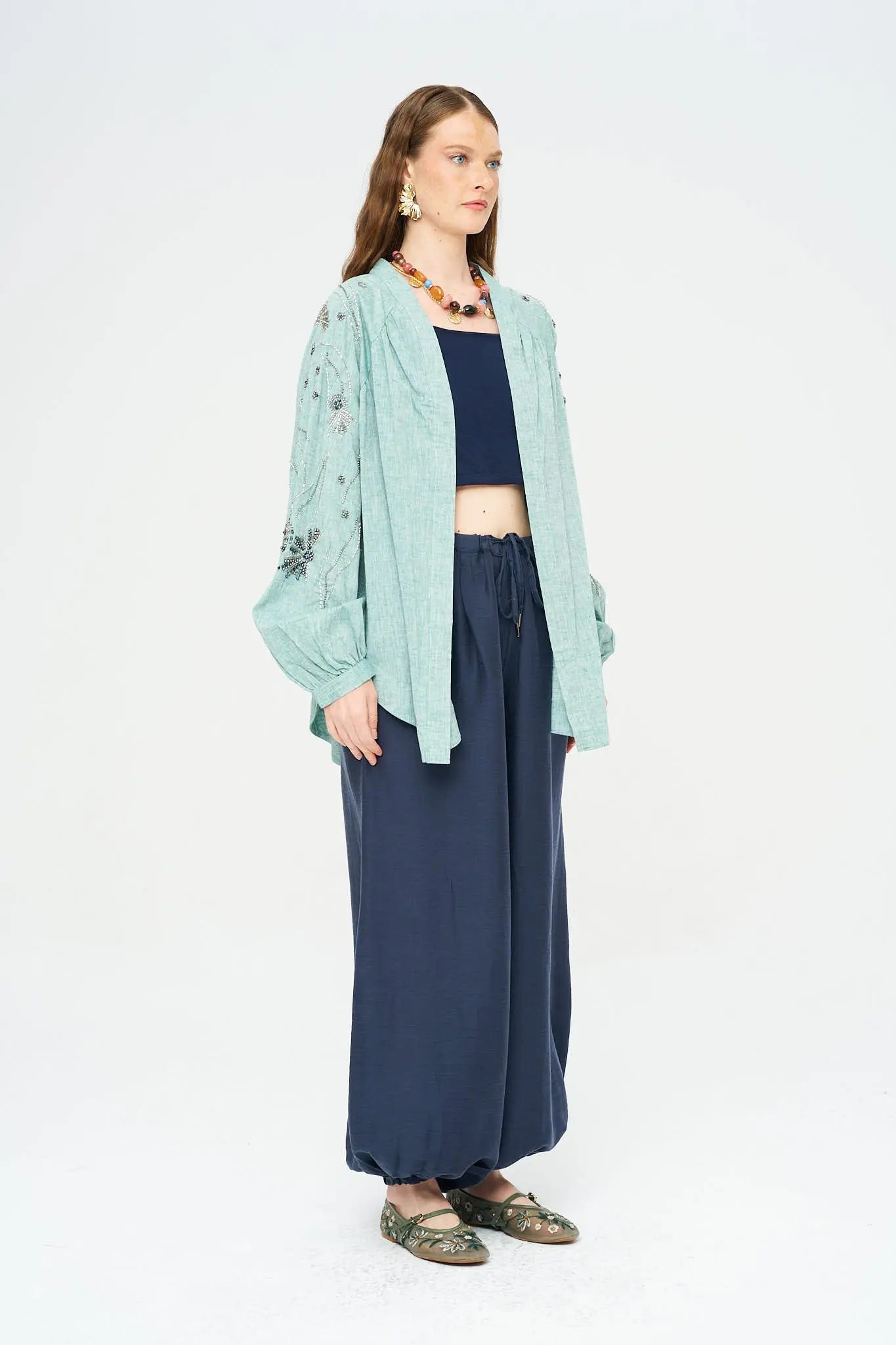 Orfeonegro Sırt ve Kol Boncuk İşlemeli Oversize Kimono Yeşil ORFEONEGRO