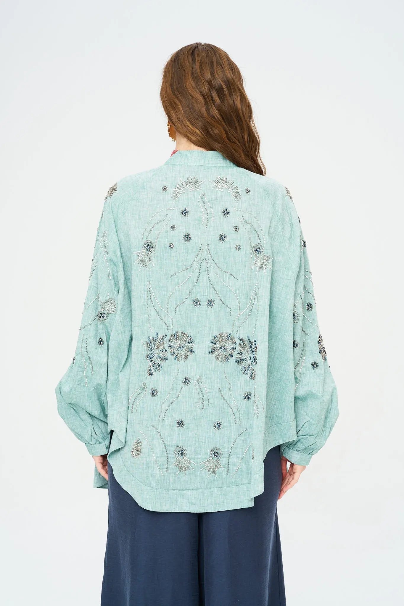 Orfeonegro Sırt ve Kol Boncuk İşlemeli Oversize Kimono Yeşil ORFEONEGRO