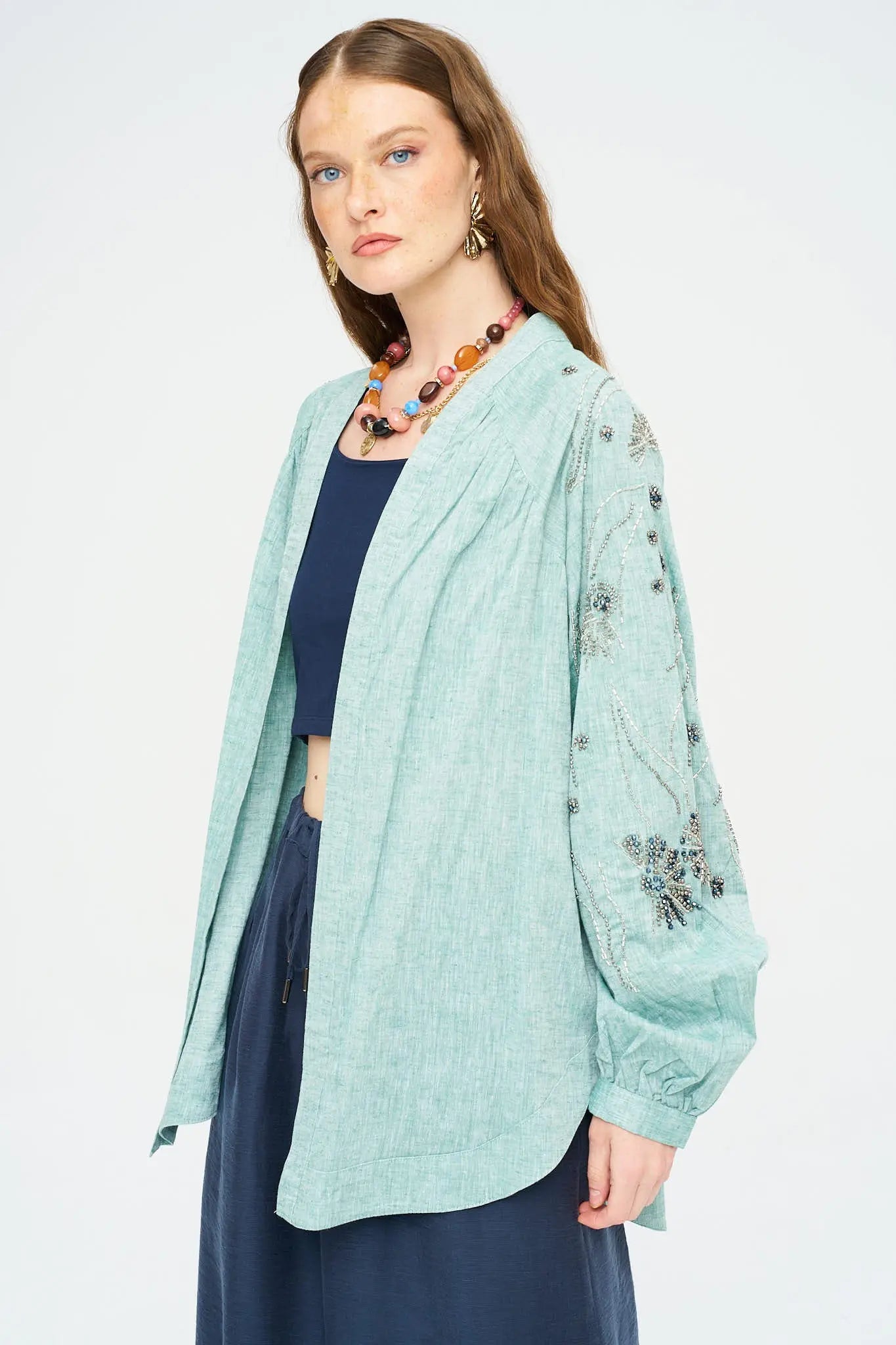 Orfeonegro Sırt ve Kol Boncuk İşlemeli Oversize Kimono Yeşil ORFEONEGRO