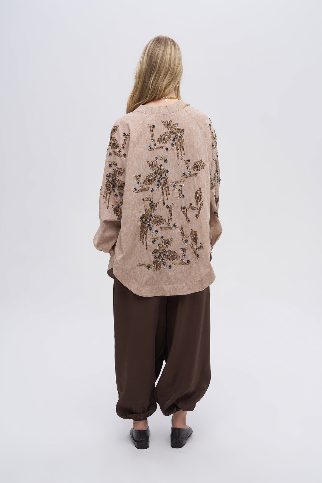 Kolu ve Sırtı İşlemeli Kimono