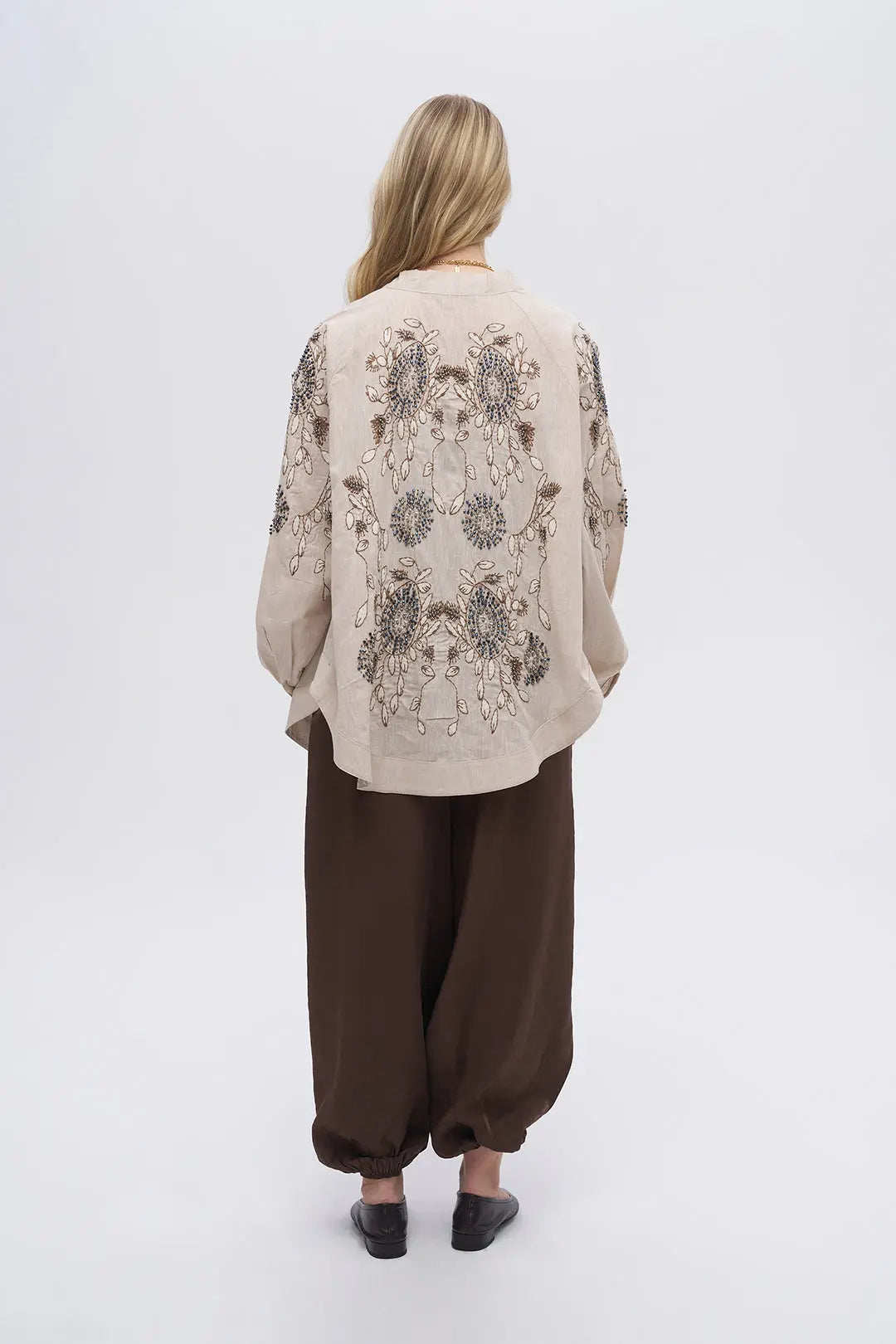 Kolu ve Sırtı İşlemeli Oversize Kimono A.bej ORFEONEGRO