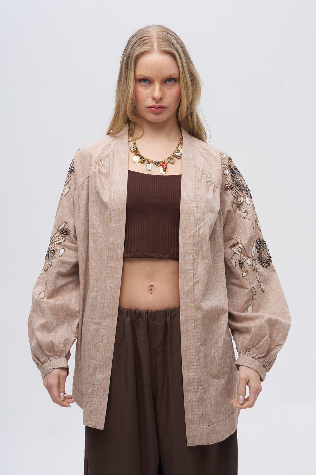 Kolu ve Sırtı İşlemeli Oversize Kimono A.Kahve