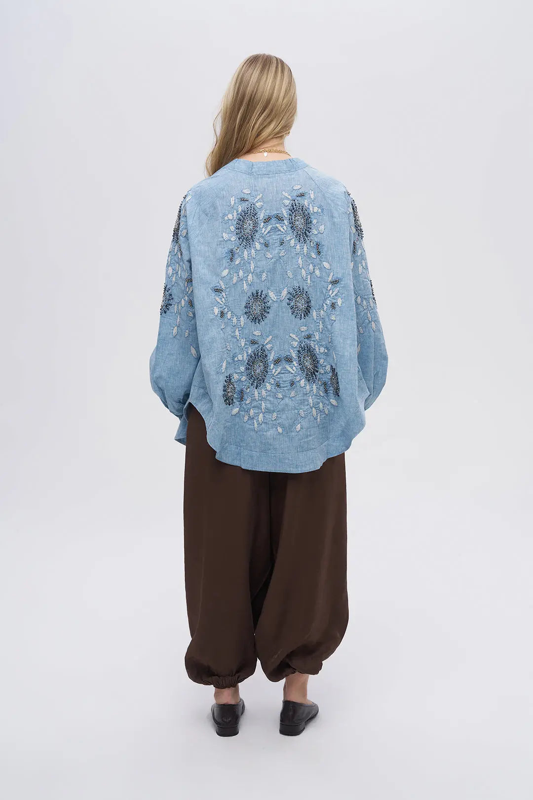 Kolu ve Sırtı İşlemeli Oversize Kimono Mavi ORFEONEGRO