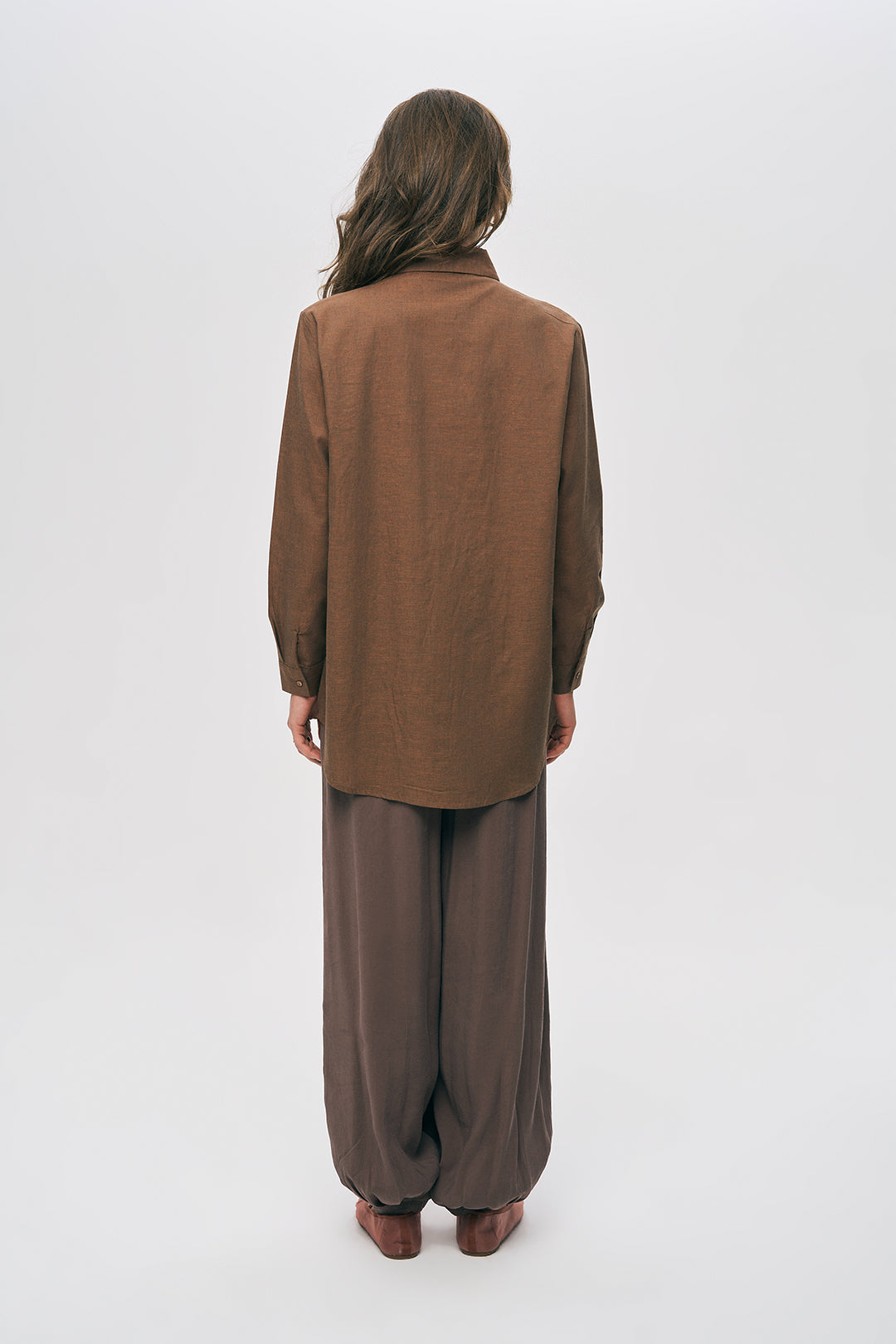 Orfeonegro Etnik Nakış ve Boncuk İşlemeli Keten Görünümlü Gömlek Kahve