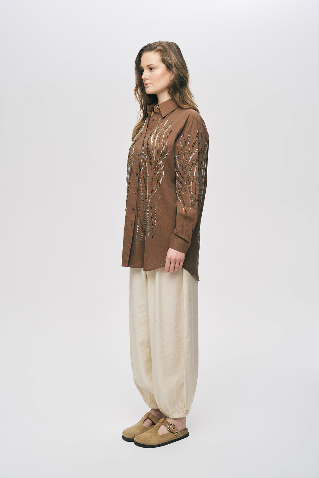 Boncuk İşlemeli Oversize Gömlek Kahve