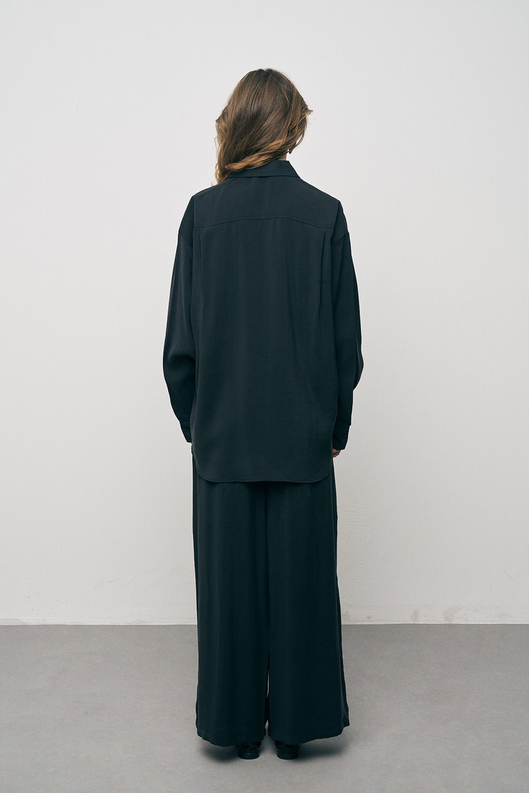 Orfeonegro Siyah Oversize Basic Uzun Kollu Gömlek