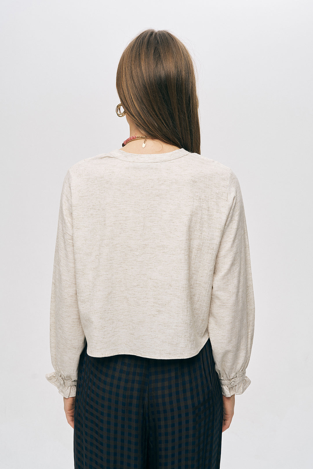 Orfeonegro Fisto Nakışlı ve Düğmeli V Yaka Krem Bluz