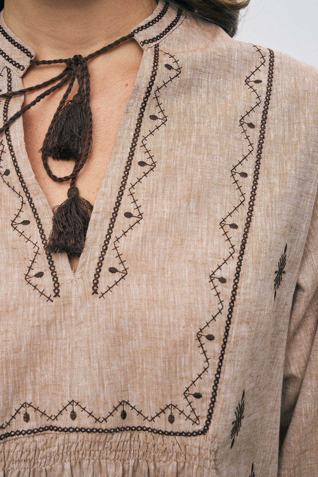 Orfeonegro Etnik Nakışlı ve Püskül Detaylı Bohem Bluz