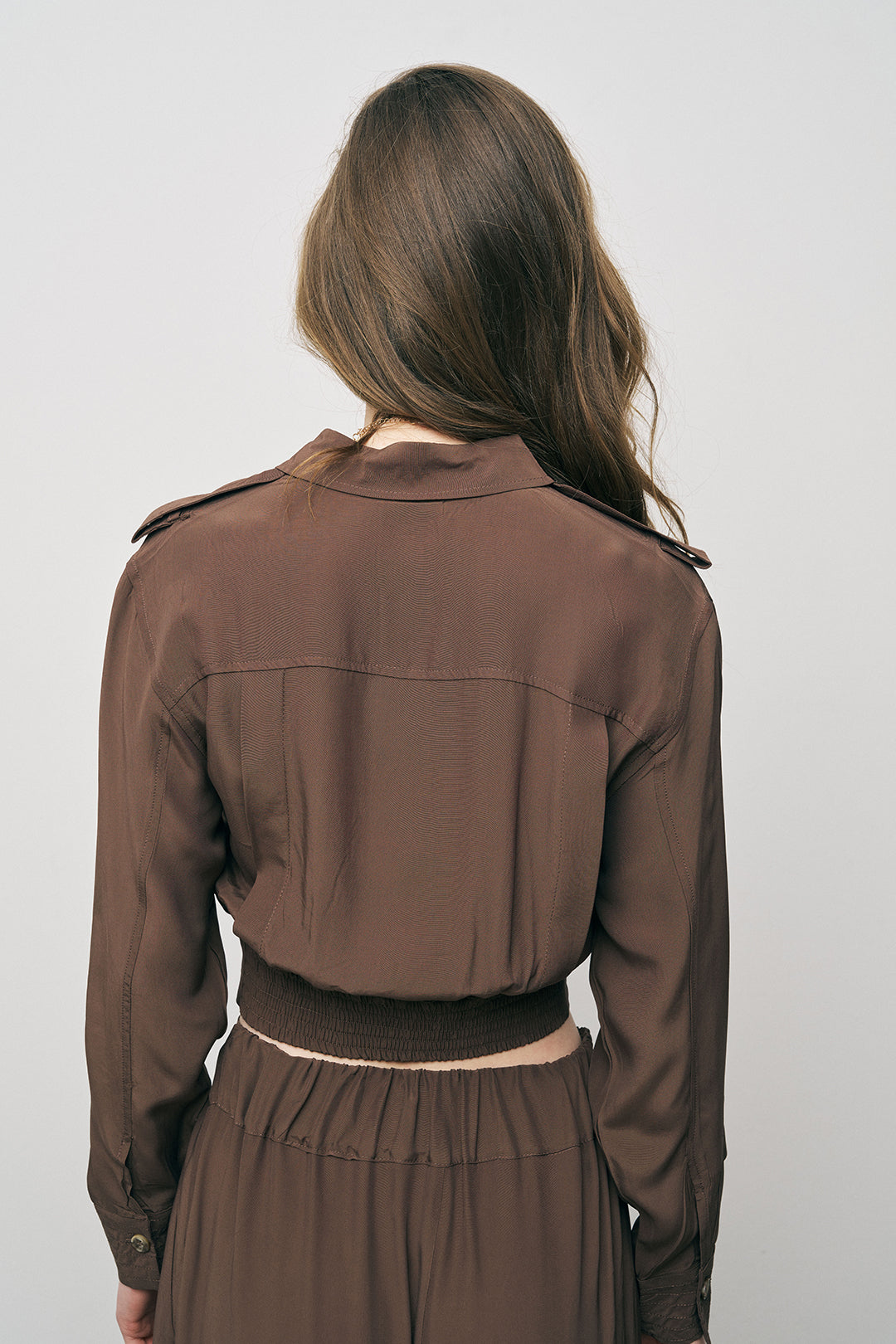 Orfeonegro Kahverengi Kruvaze Detaylı Crop Tasarım Gömlek