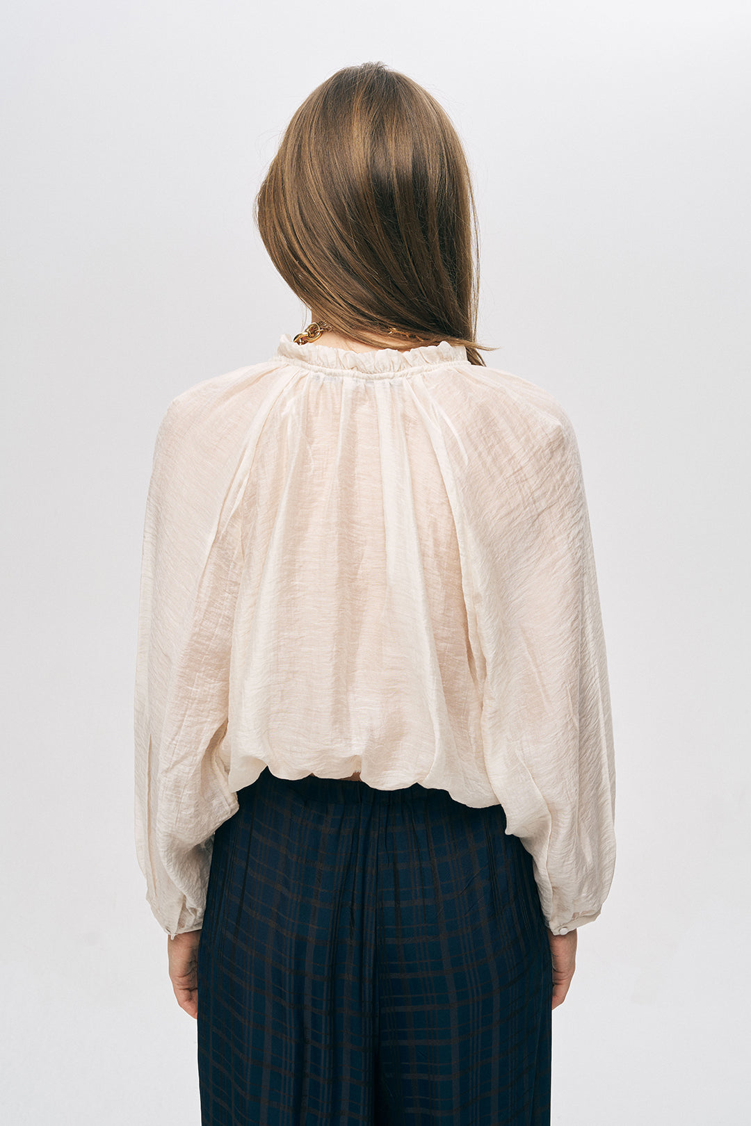 Orfeonegro İnce Dokulu Manşetli ve Beli Lastikli Şık Ekru Bluz