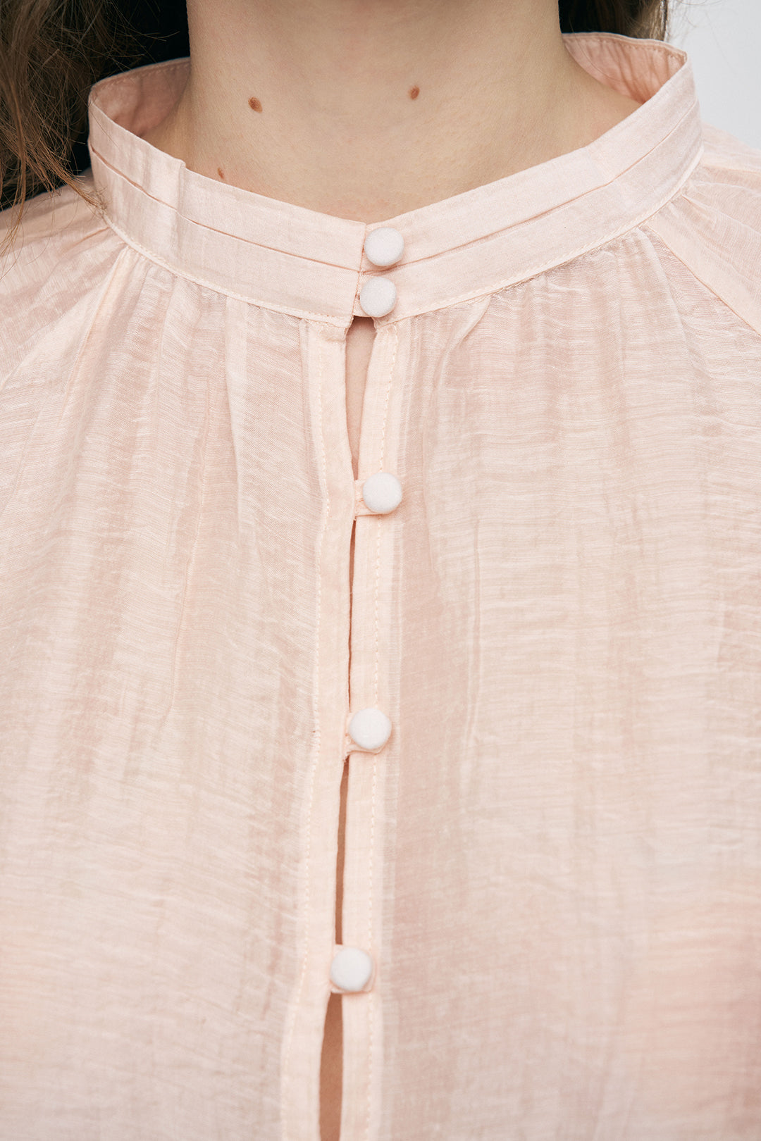 Orfeonegro Hakim Yaka Düğme Detaylı Şifon Gömlek Pudra
