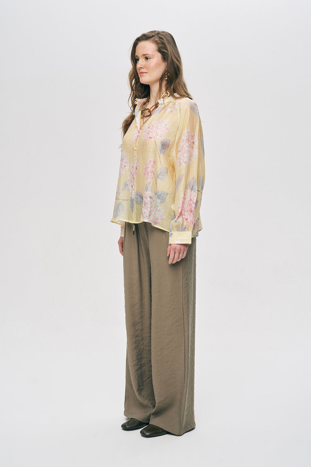 Soft Çiçekli Transparan Kadın Gömlek