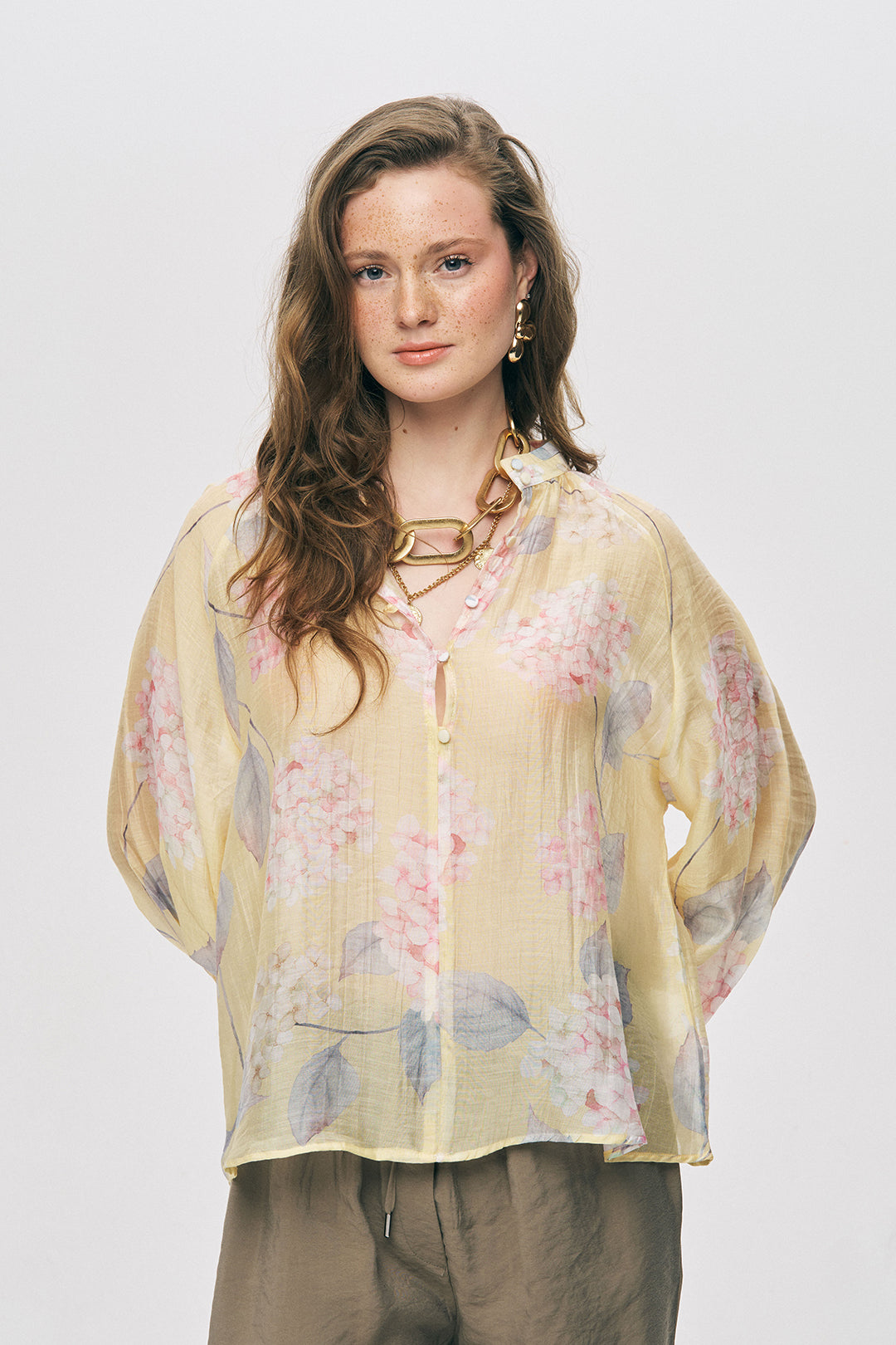 Soft Çiçekli Transparan Kadın Gömlek