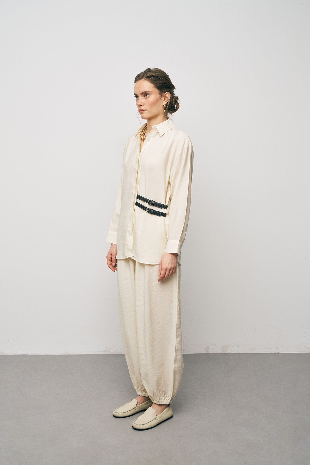 Orfeonegro Çift Kemer Aksesuarlı Ekru Uzun Kollu Gömlek