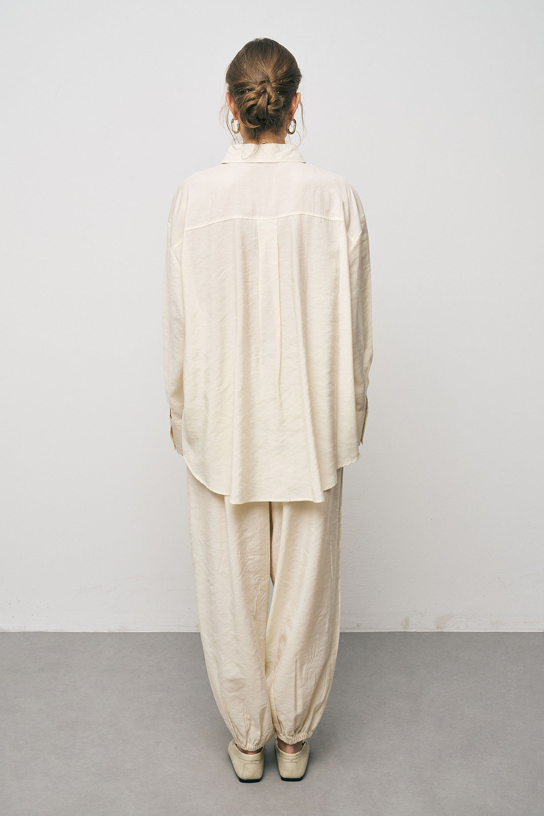 Orfeonegro Cep Detaylı Ekru Basic Gömlek