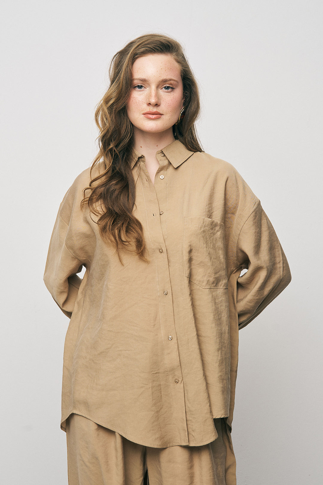 Orfeonegro Cep Detaylı Karamel Basic Gömlek