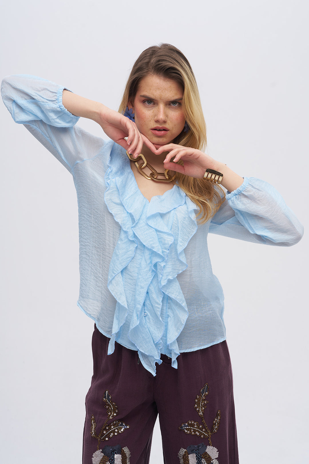 V Yaka Önü Fırfır Detaylı Dokulu Bluz Mavi