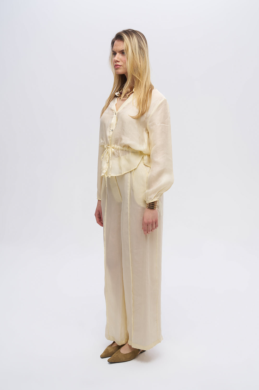 Gömlek Yaka Önden Düğmeli Kısa Kollu Dökümlü Bluz Sarı